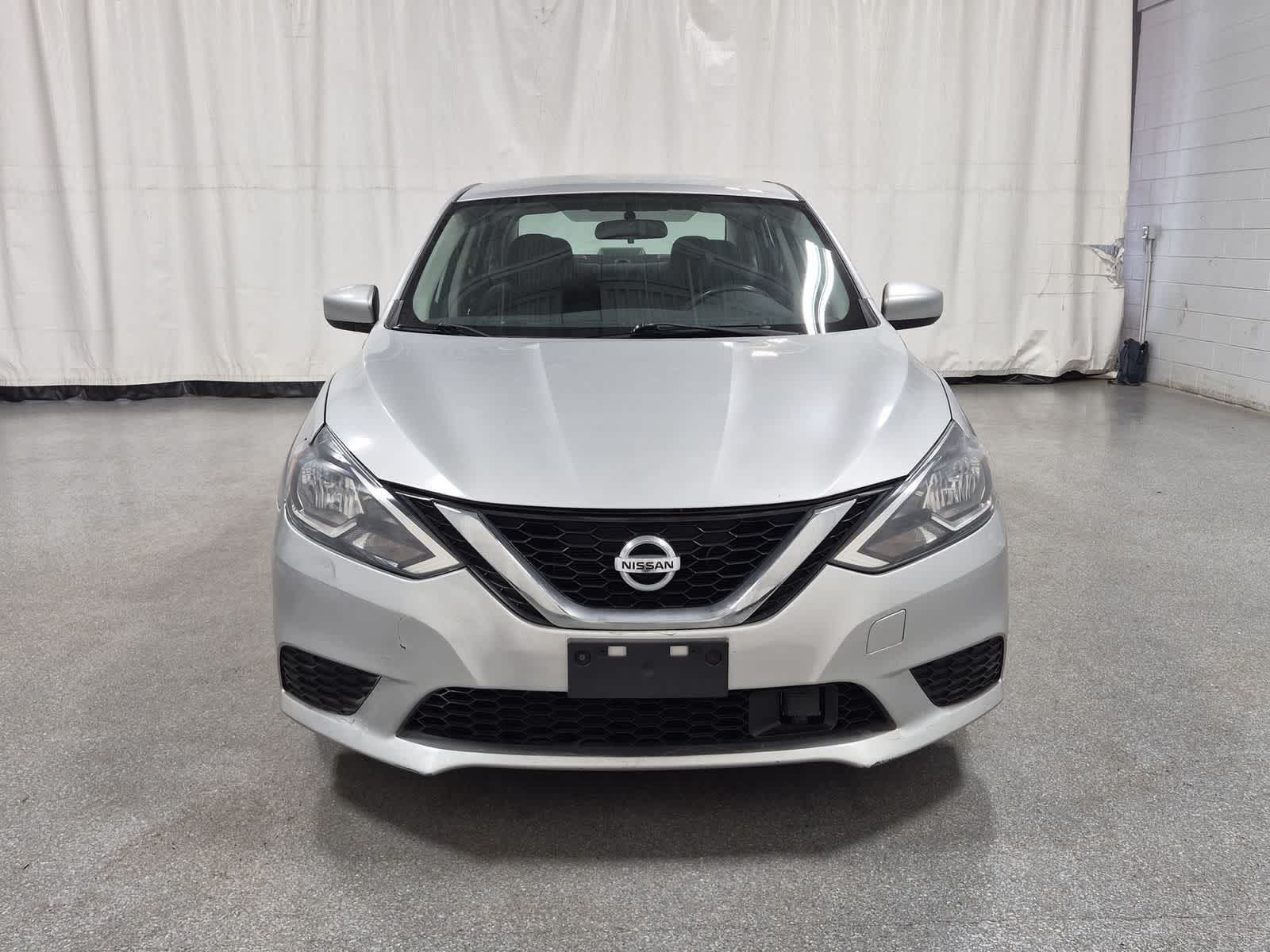 Thumbnail: 2018 Nissan Sentra - 17