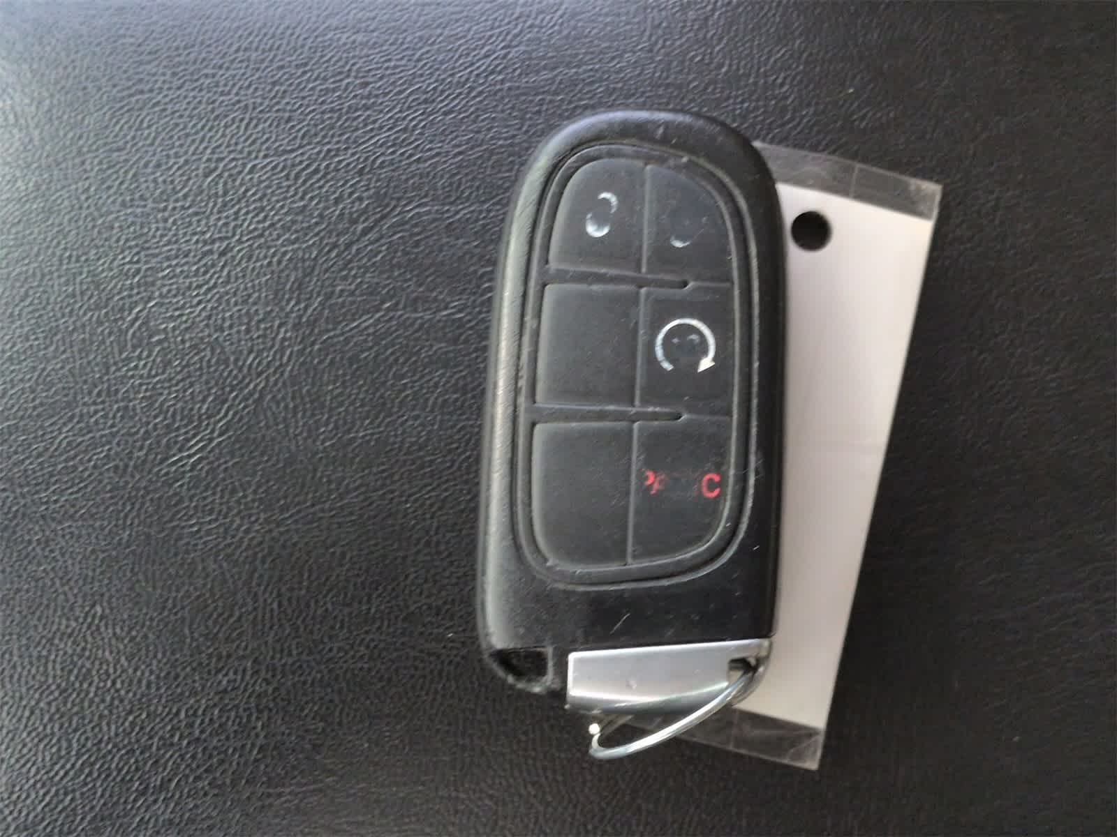 Thumbnail: 2016 Jeep Cherokee - 35