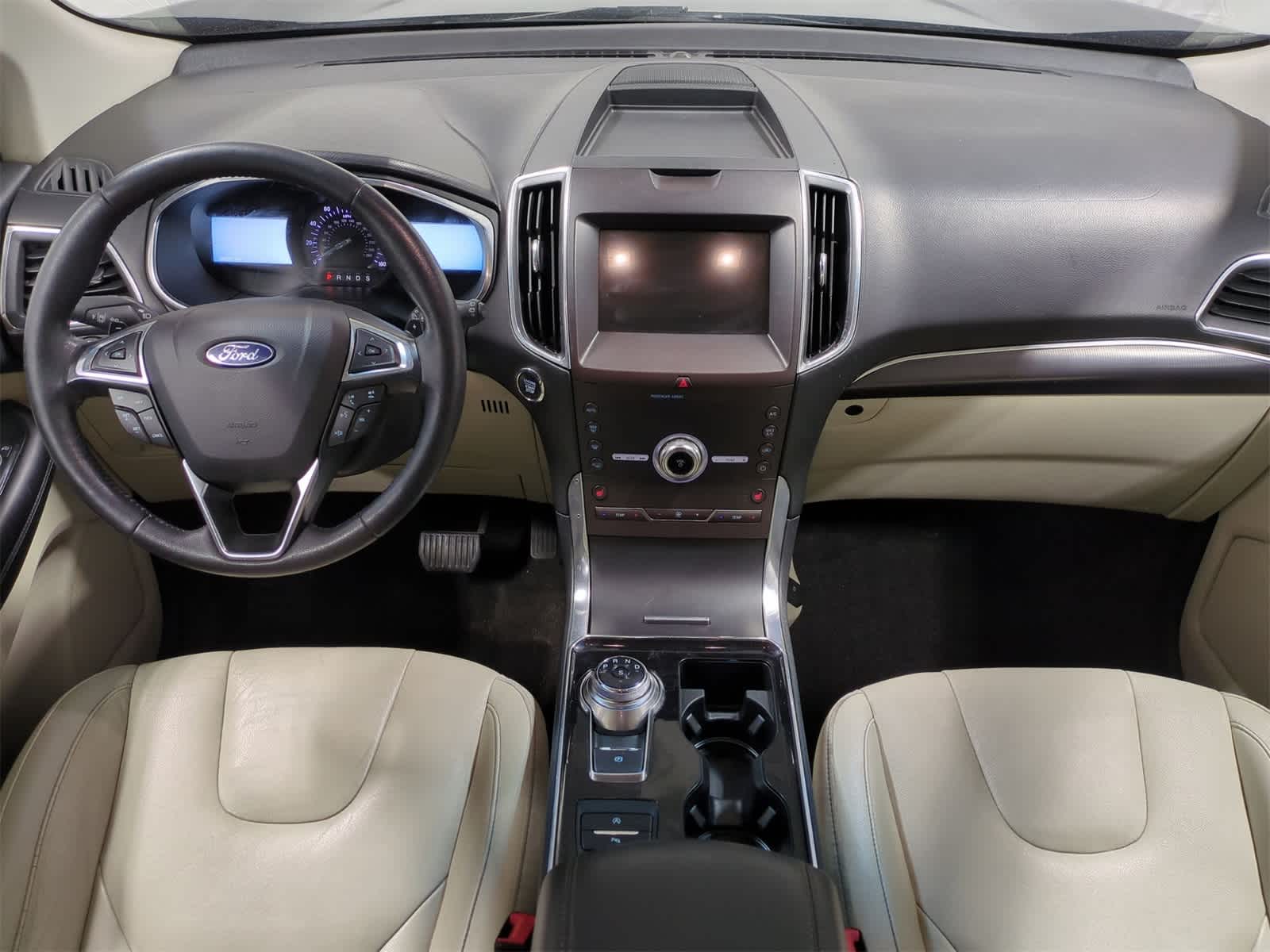 Thumbnail: 2020 Ford Edge - 16