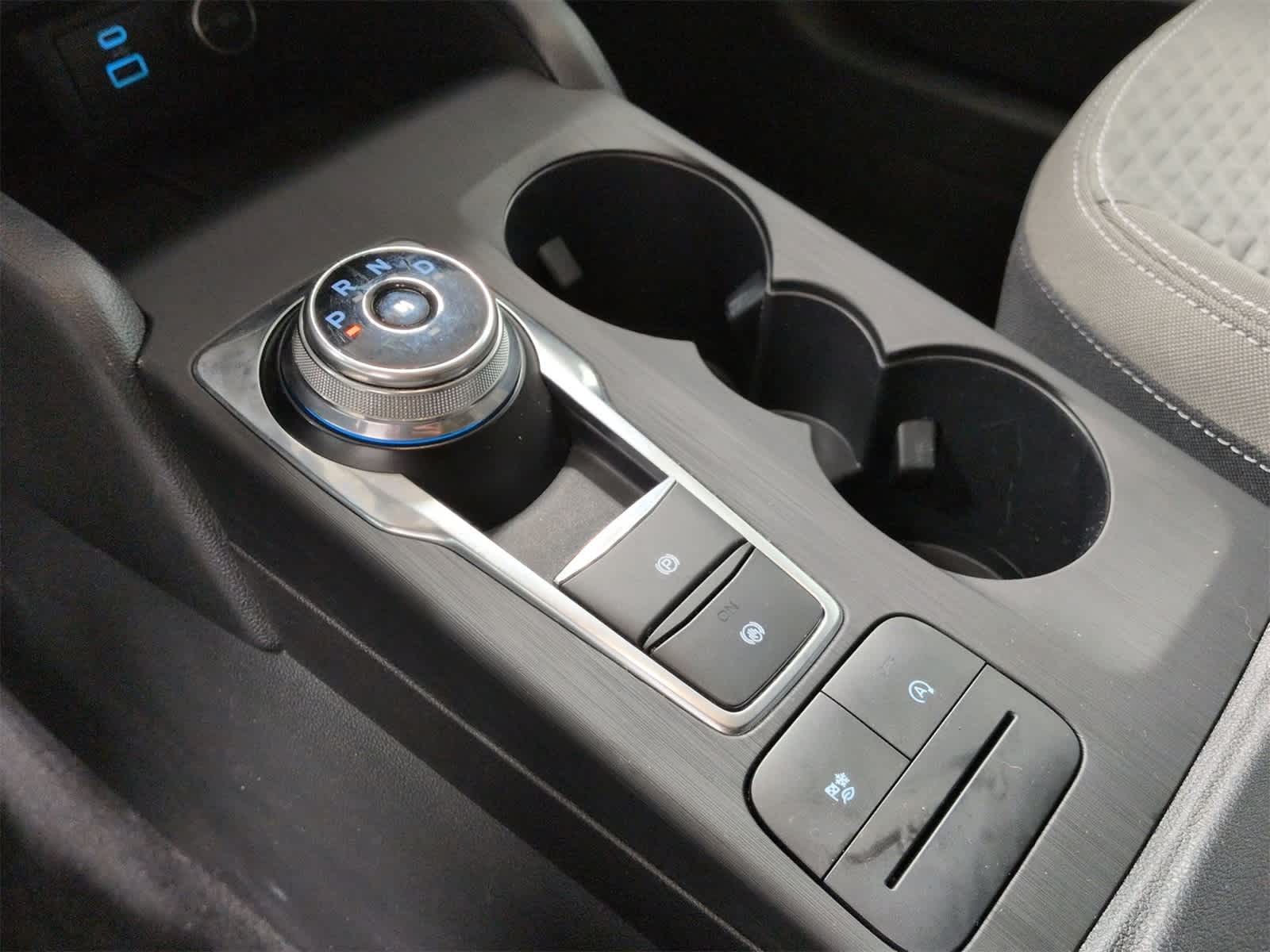 Thumbnail: 2020 Ford Escape - 32