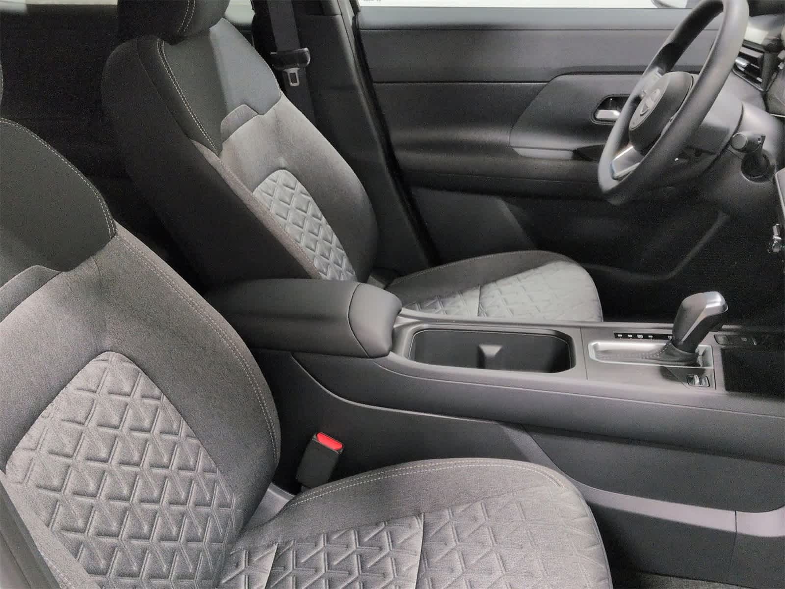 Thumbnail: 2026 Nissan Kicks - 22