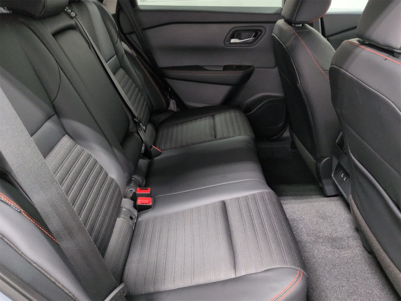 Thumbnail: 2026 Nissan Rogue - 21