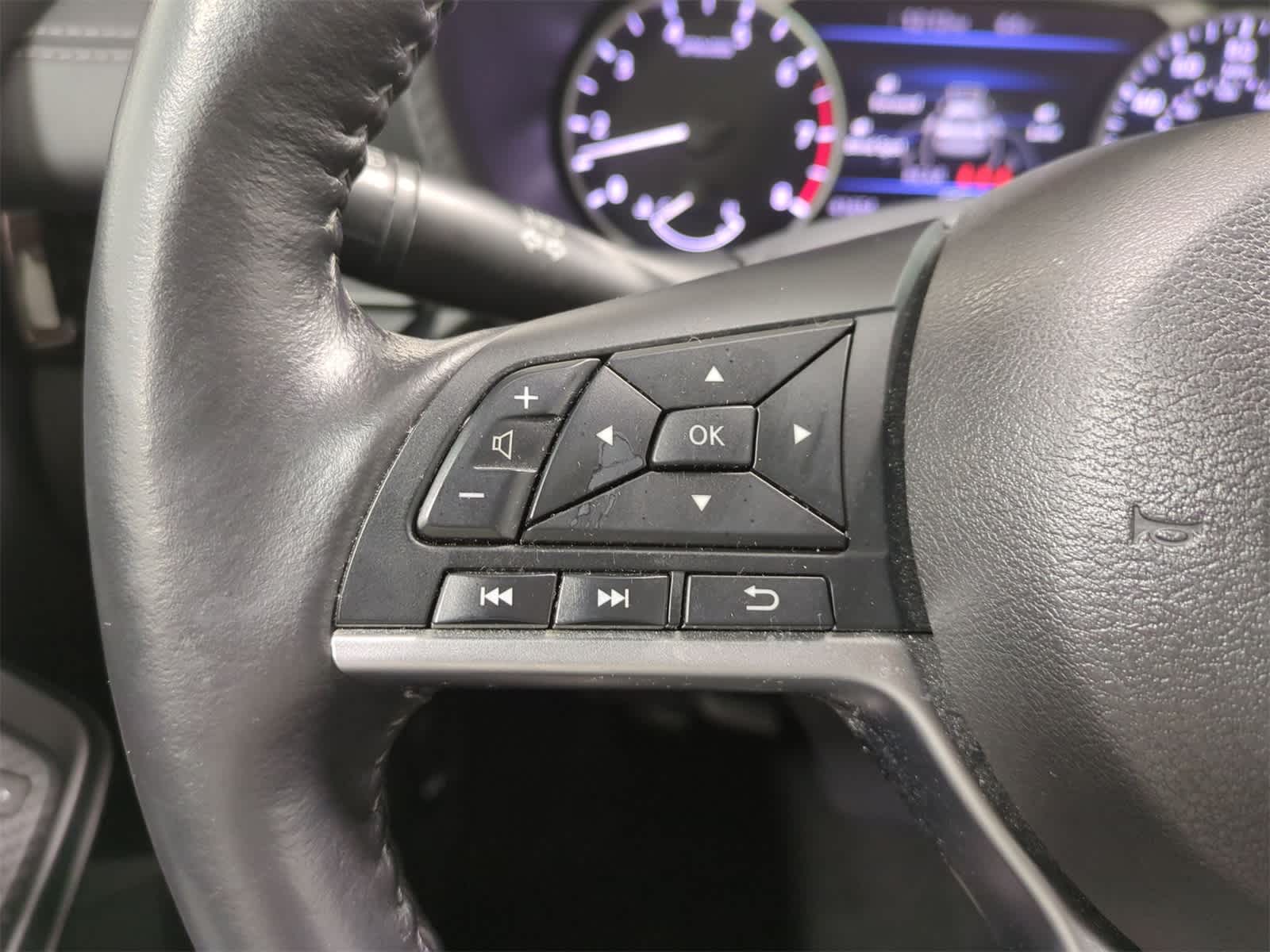 Thumbnail: 2022 Nissan Sentra - 24