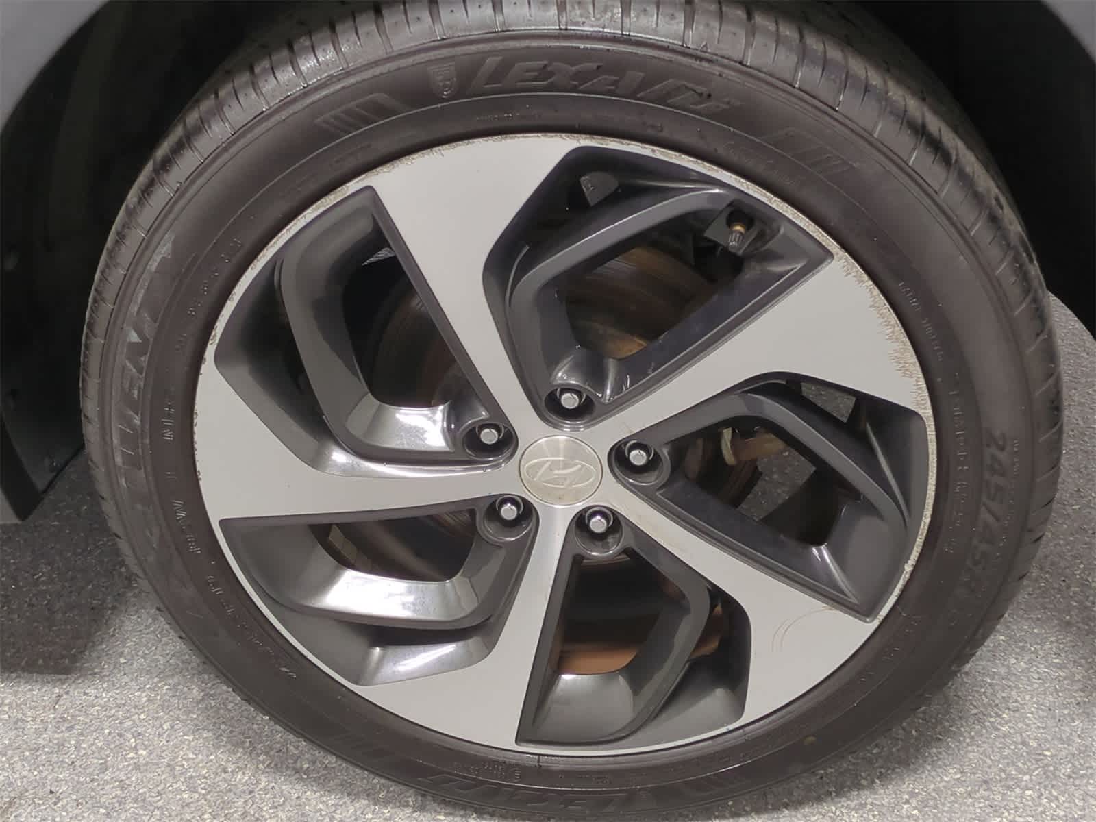 Thumbnail: 2016 Hyundai Tucson - 14