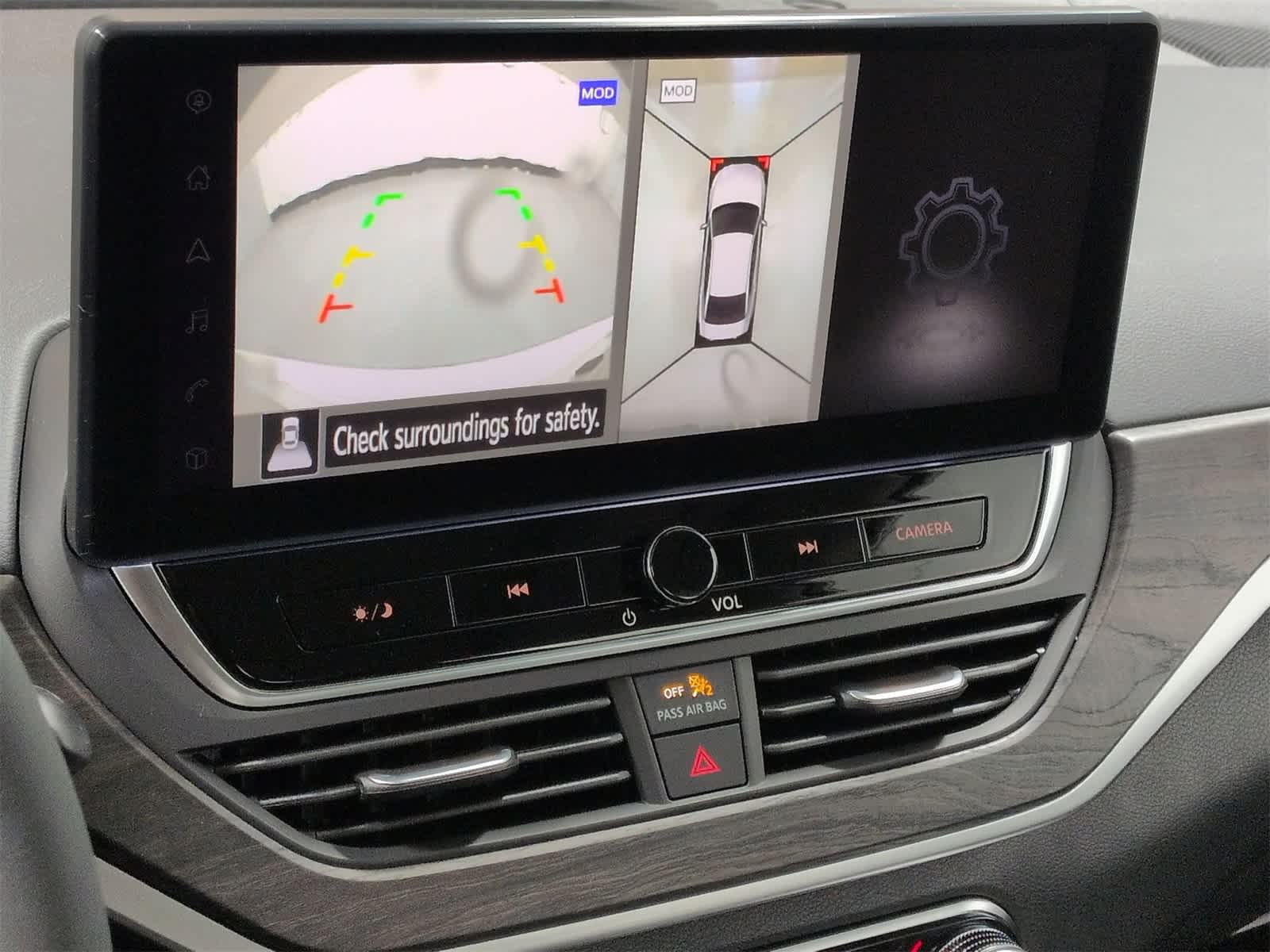 Thumbnail: 2025 Nissan Altima - 32