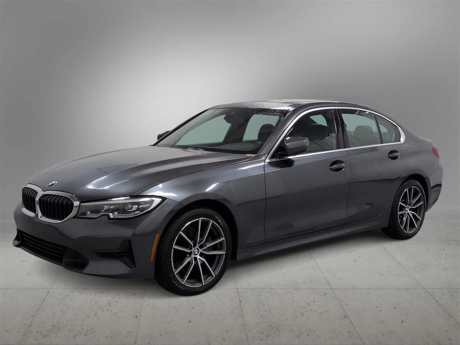Thumbnail: 2020 BMW 3 Series - 4