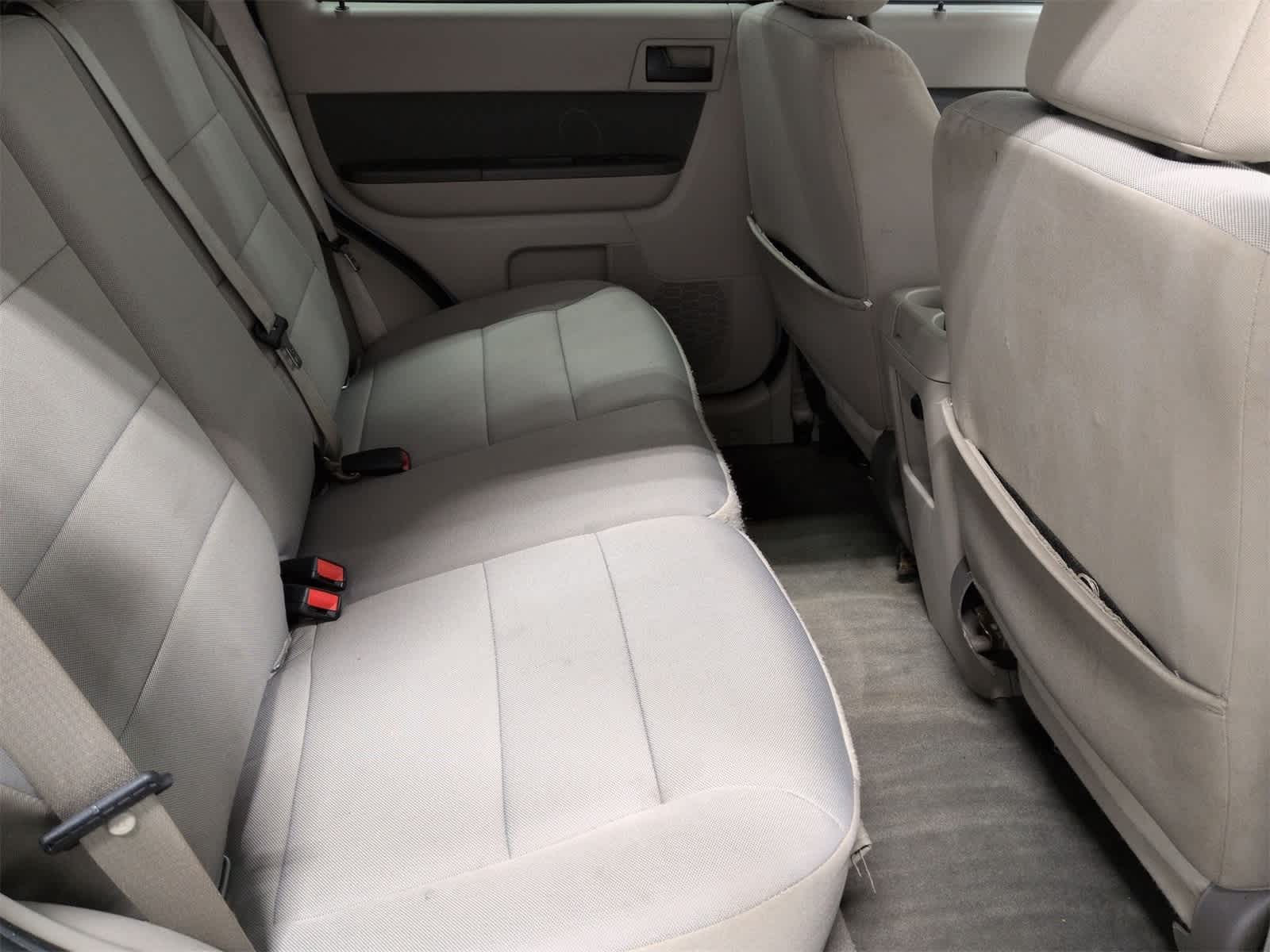 Thumbnail: 2009 Ford Escape - 21