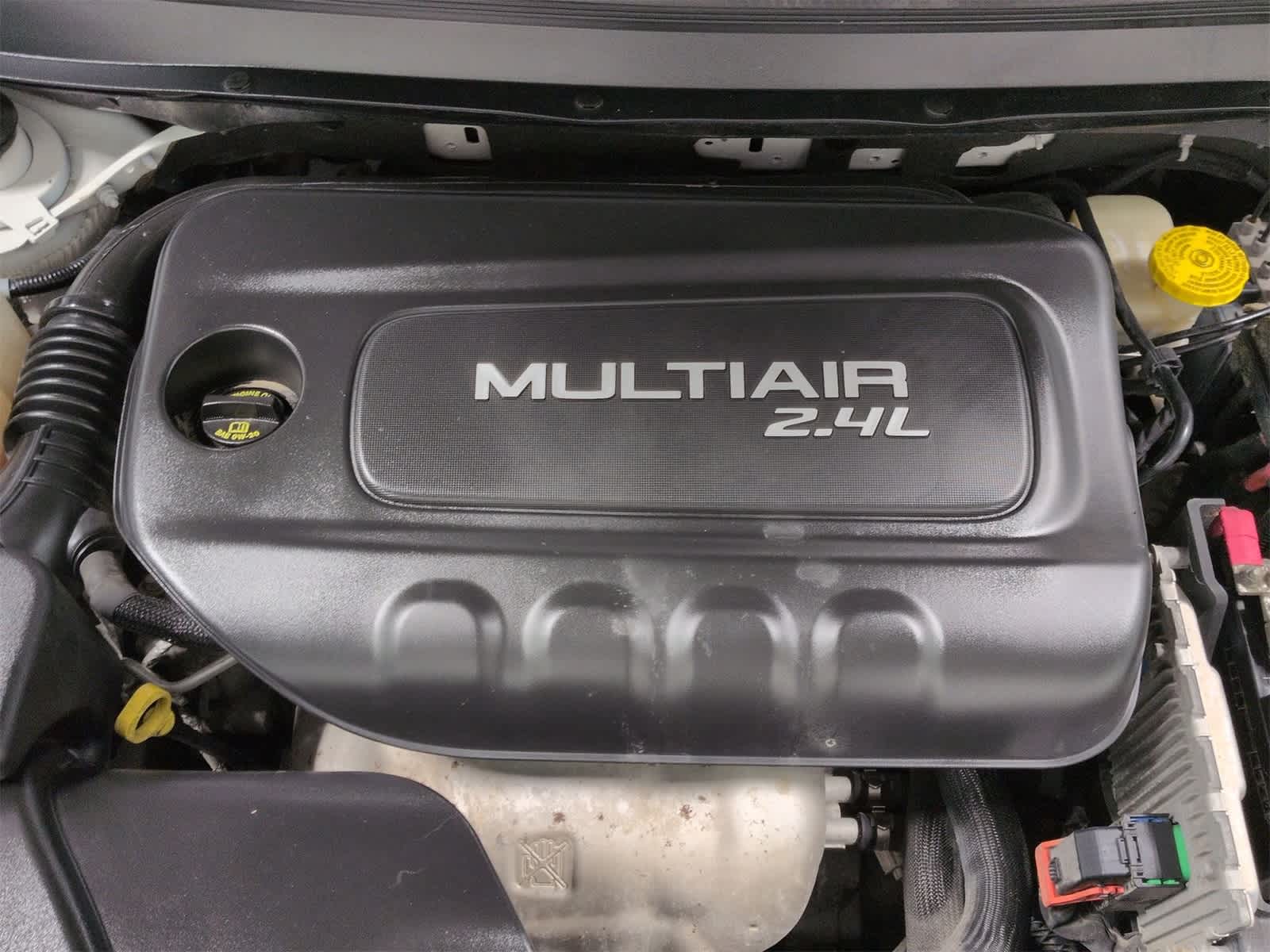 Thumbnail: 2016 Jeep Cherokee - 15