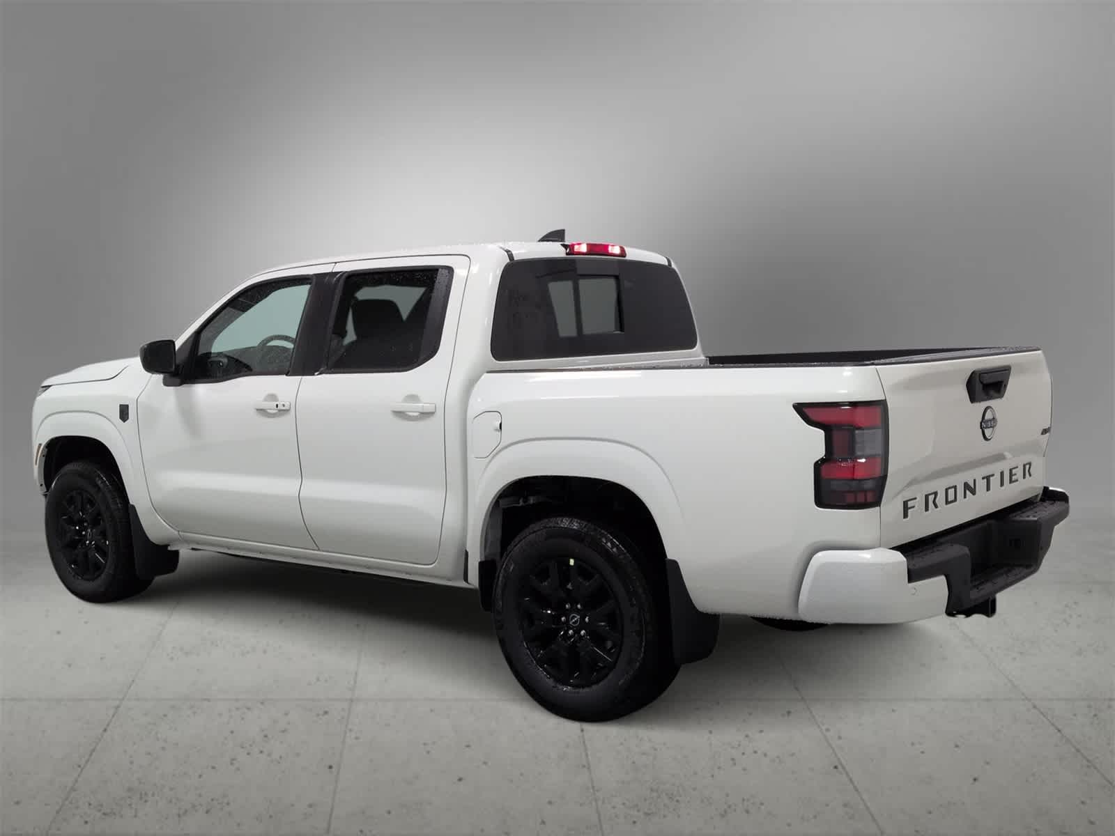 Thumbnail: 2026 Nissan Frontier - 6