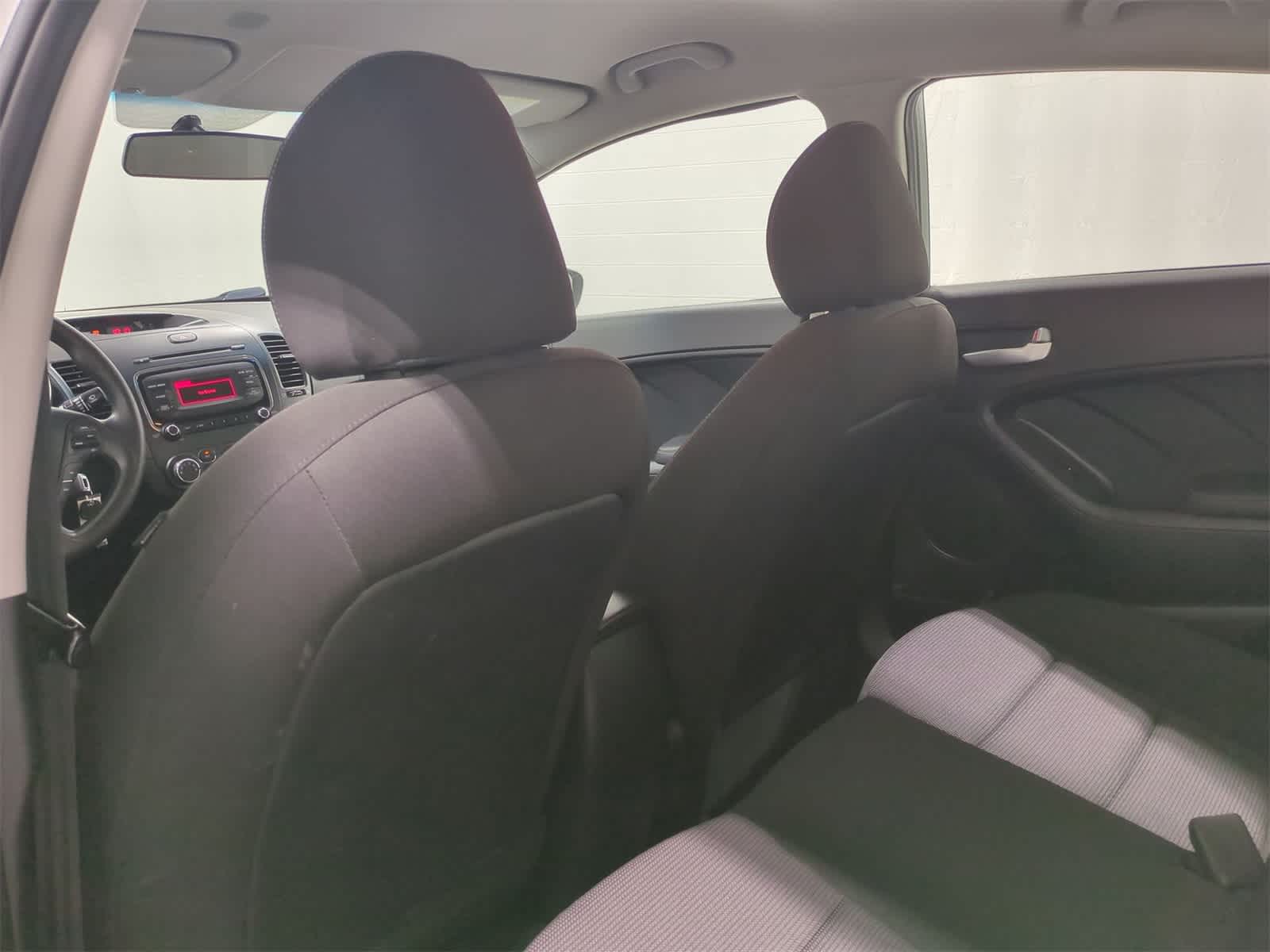Thumbnail: 2018 Kia Forte - 18