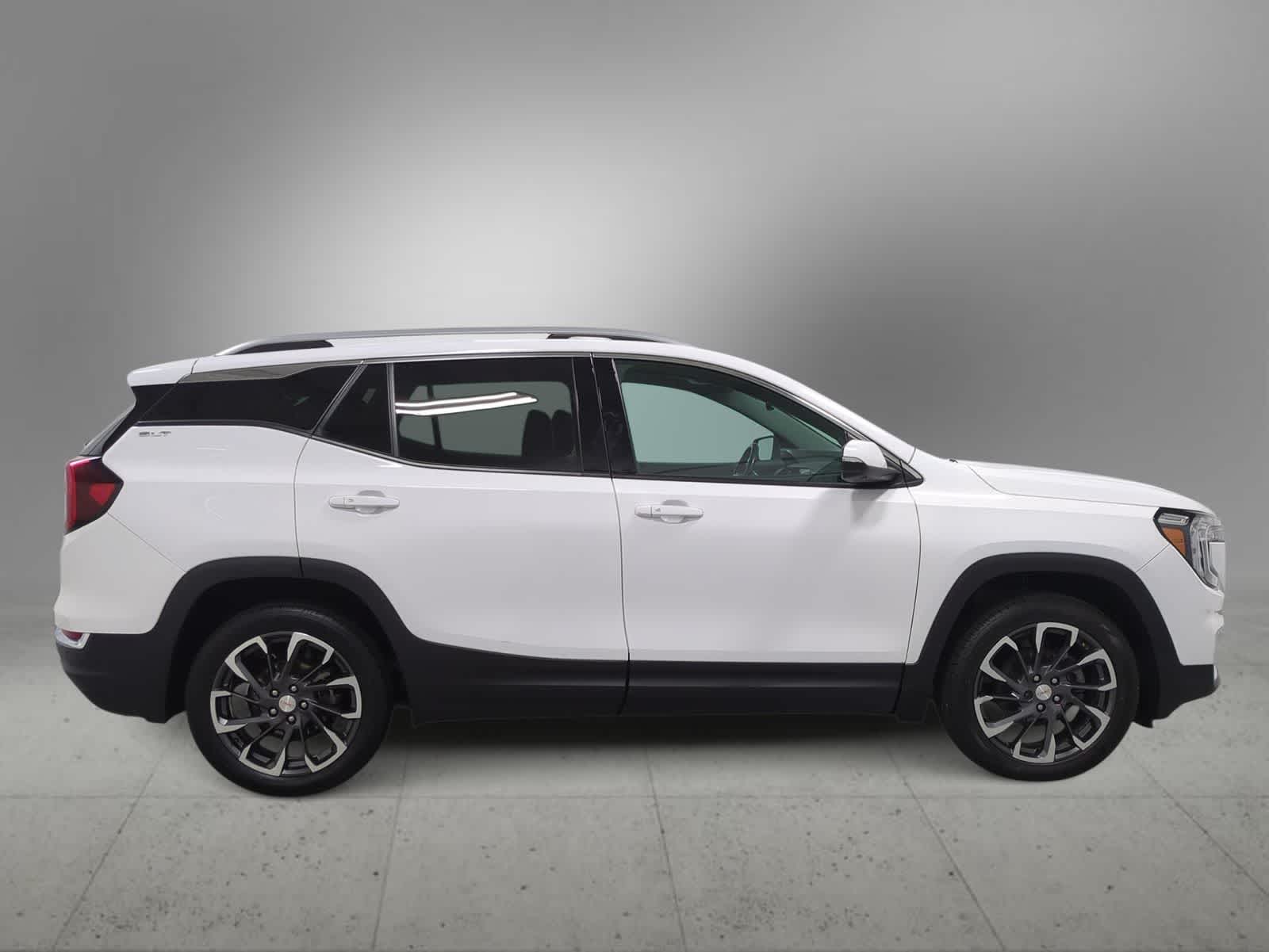 Thumbnail: 2022 GMC Terrain - 9