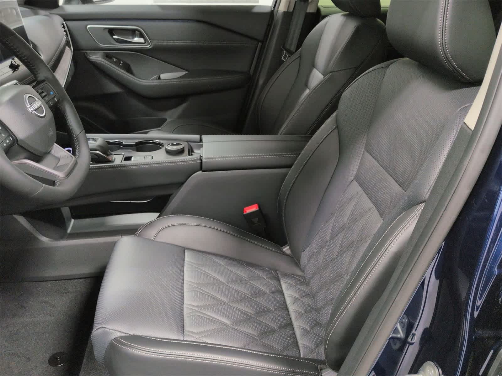 Thumbnail: 2026 Nissan Rogue - 17