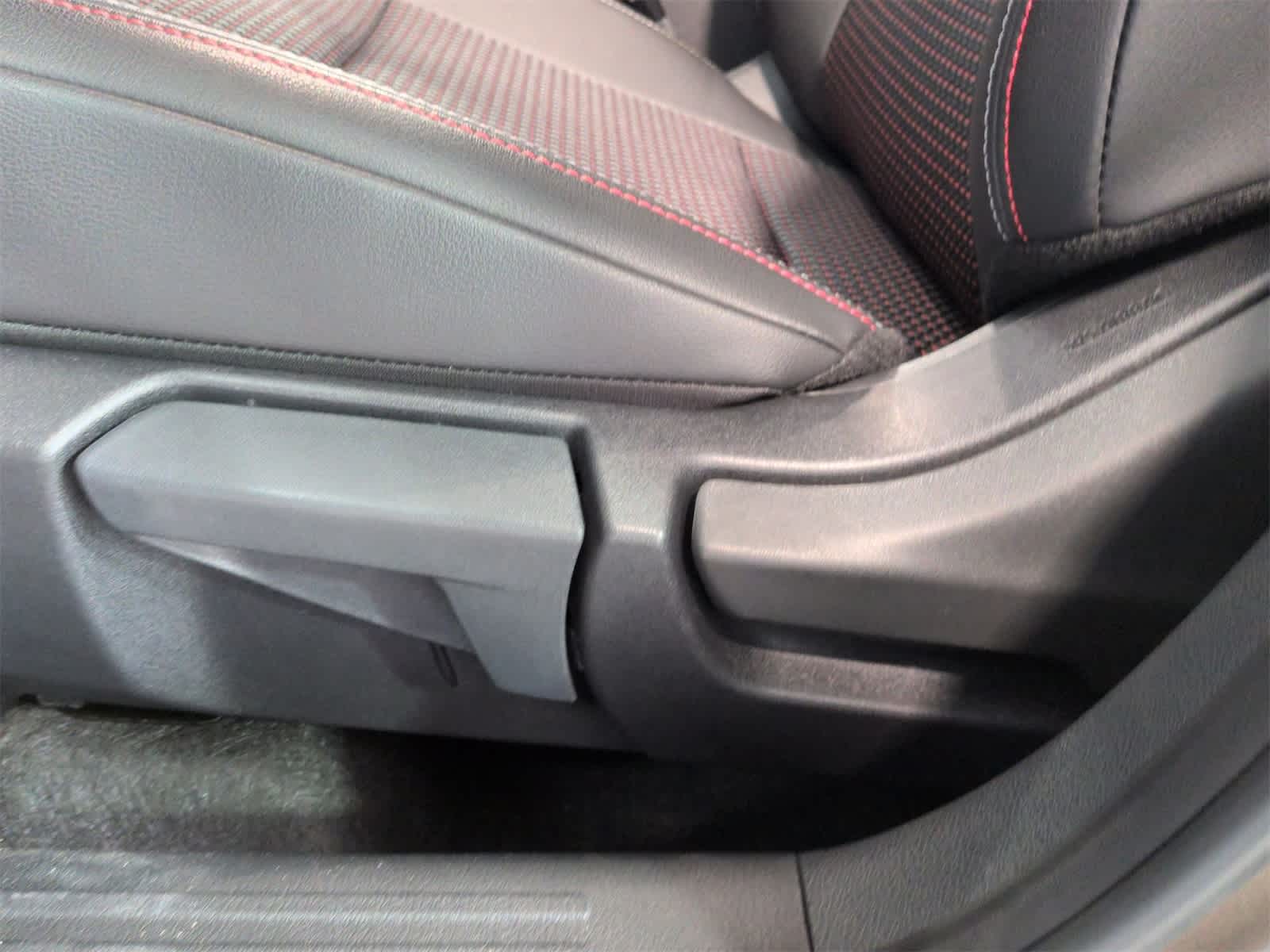 Thumbnail: 2026 Nissan Kicks - 18