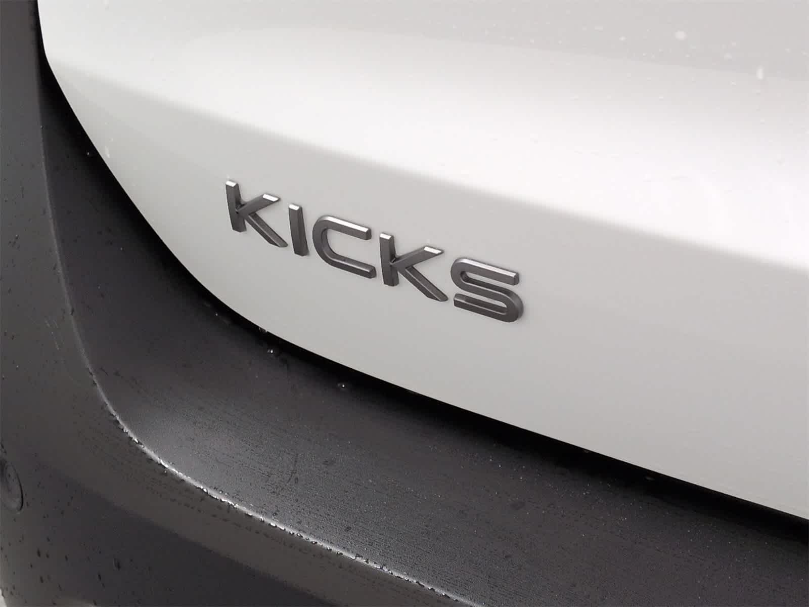 Thumbnail: 2026 Nissan Kicks - 12