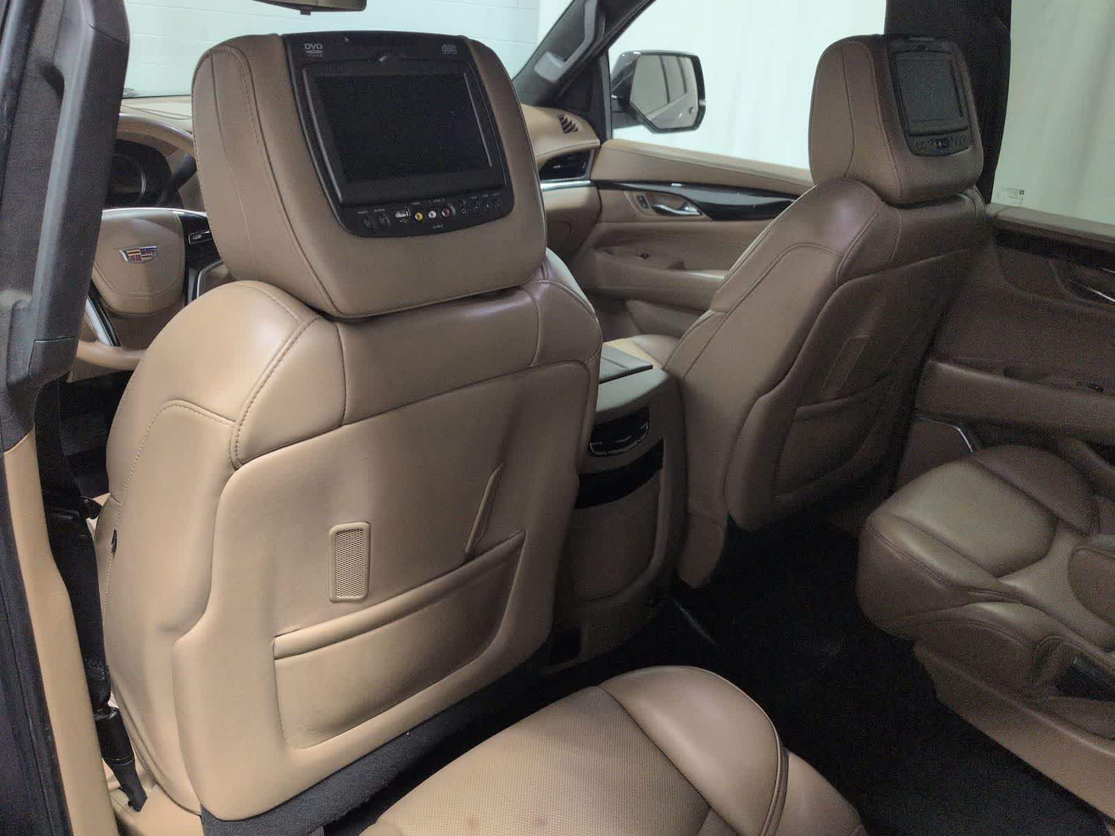 Thumbnail: 2019 Cadillac Escalade - 25