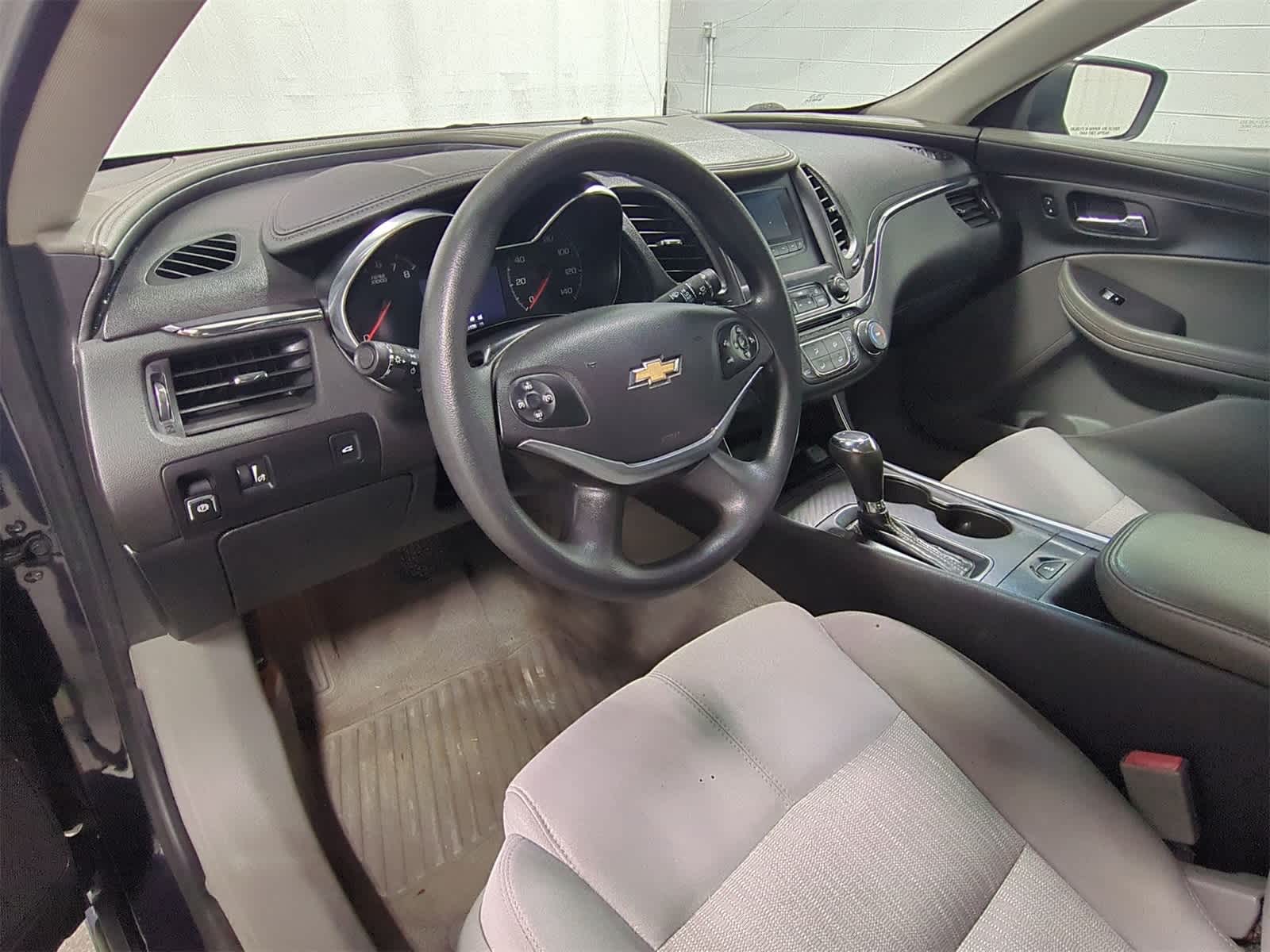 Thumbnail: 2014 Chevrolet Impala - 10