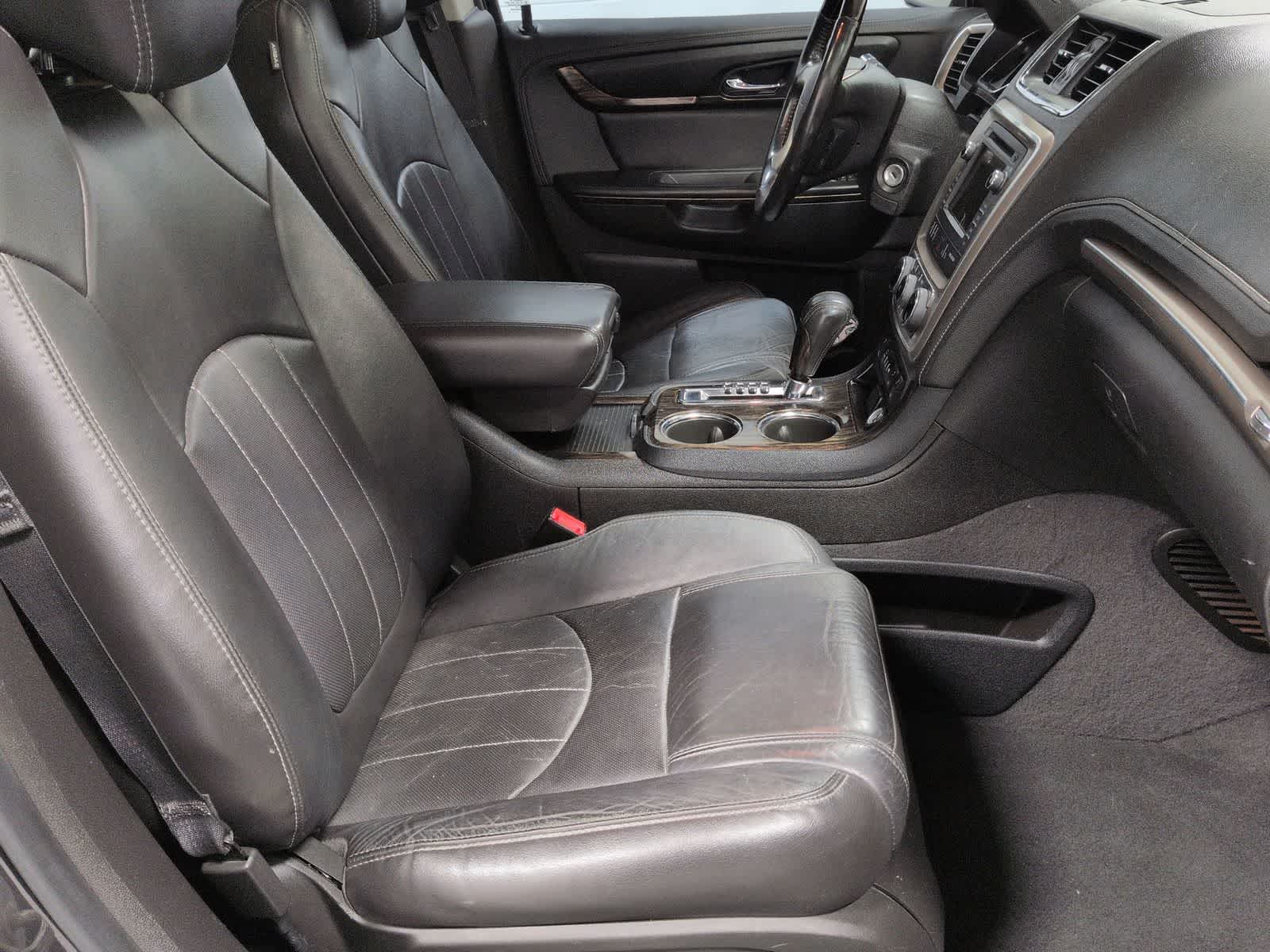 Thumbnail: 2016 GMC Acadia - 24