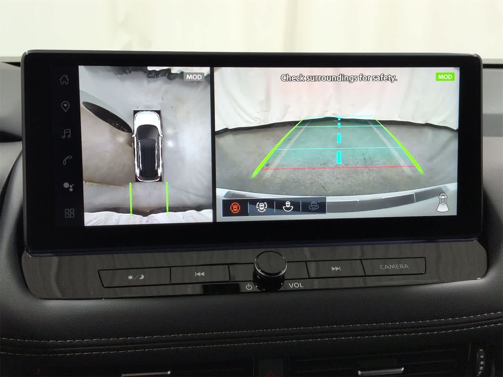 Thumbnail: 2026 Nissan Rogue - 32