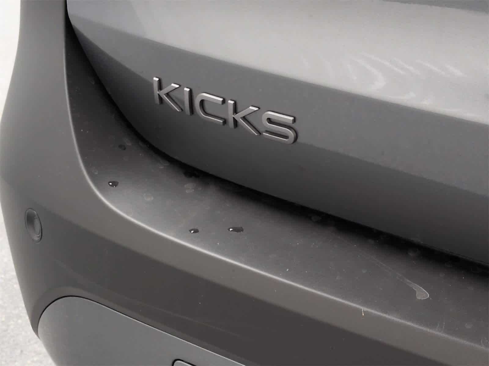 Thumbnail: 2026 Nissan Kicks - 4