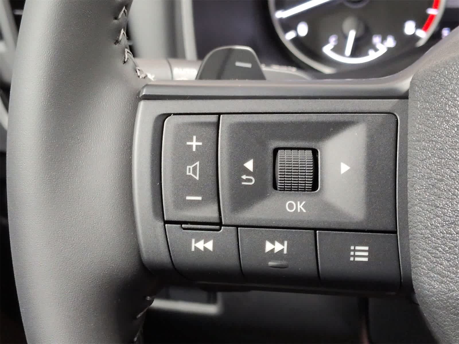 Thumbnail: 2026 Nissan Rogue - 24