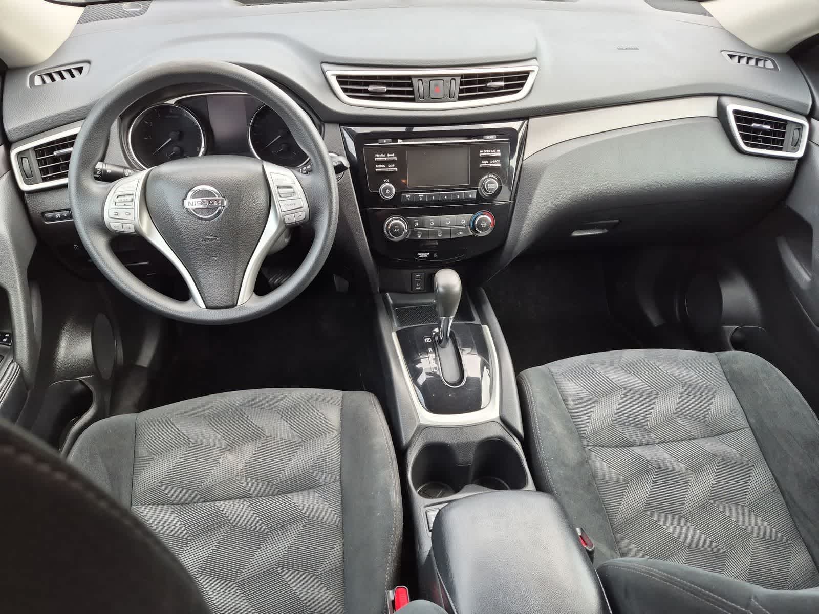 Thumbnail: 2016 Nissan Rogue - 15