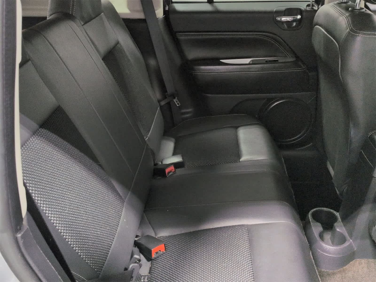 Thumbnail: 2014 Jeep Compass - 13