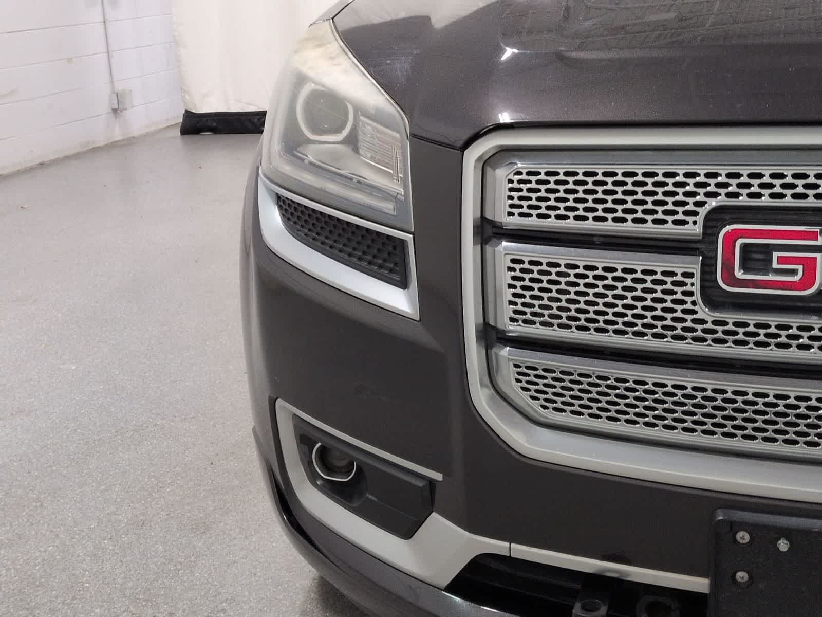 Thumbnail: 2016 GMC Acadia - 11