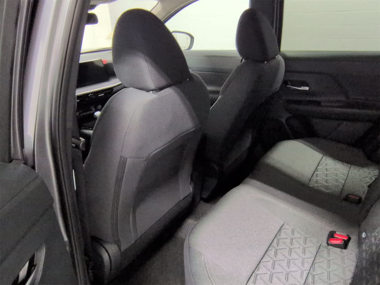 Thumbnail: 2026 Nissan Kicks - 11