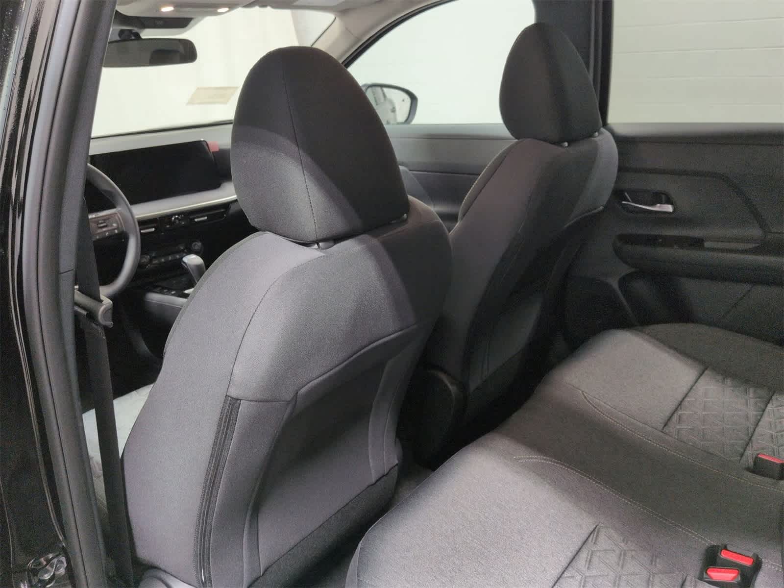 Thumbnail: 2026 Nissan Kicks - 18