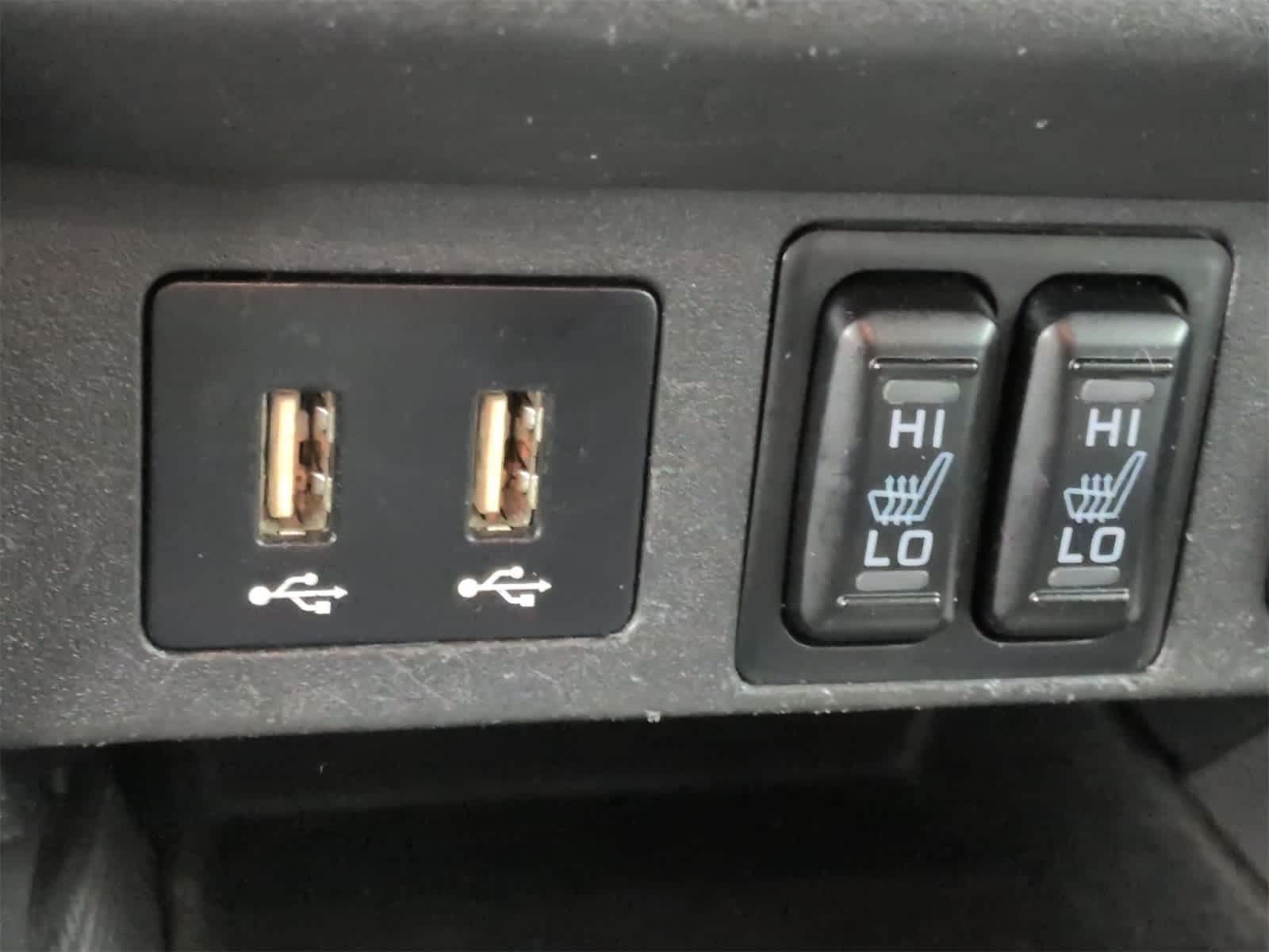 Thumbnail: 2020 Mitsubishi Outlander Sport - 31