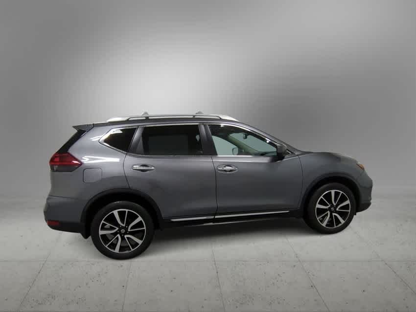 Thumbnail: 2020 Nissan Rogue - 9