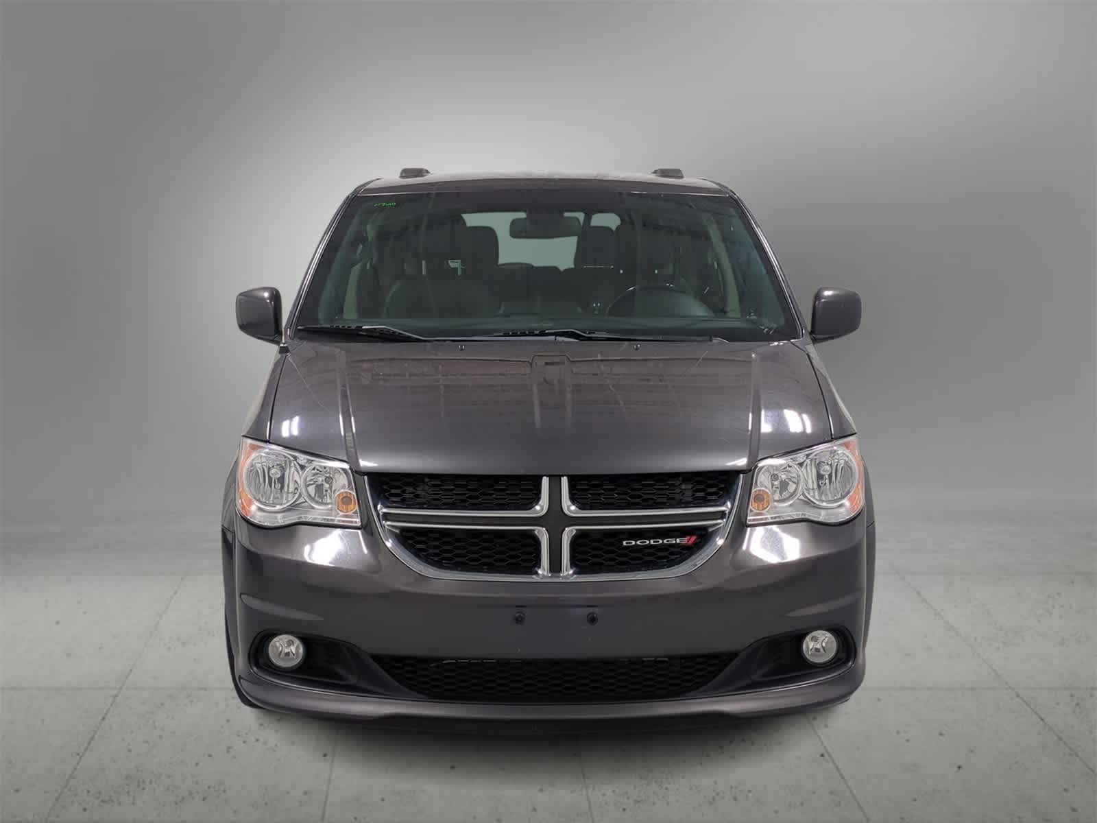 2019 Dodge Grand Caravan SXT photo 3