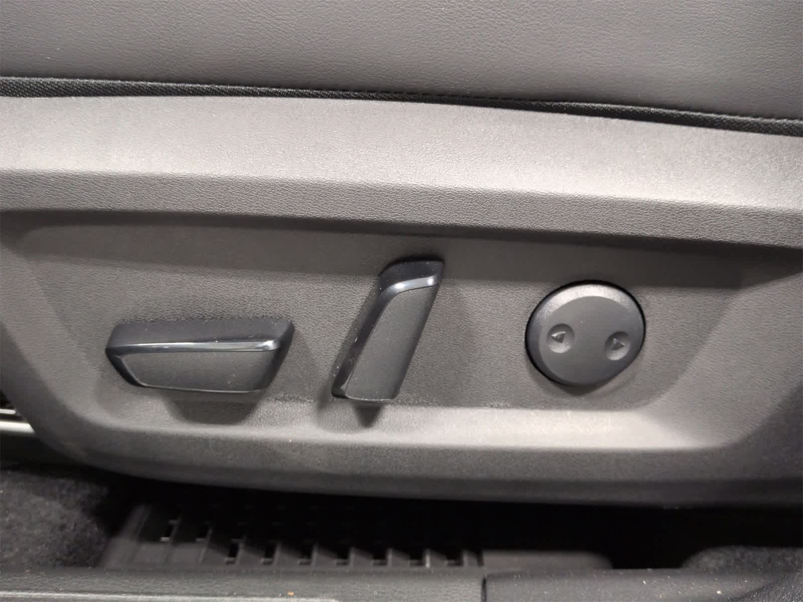 Thumbnail: 2026 Nissan Rogue - 18