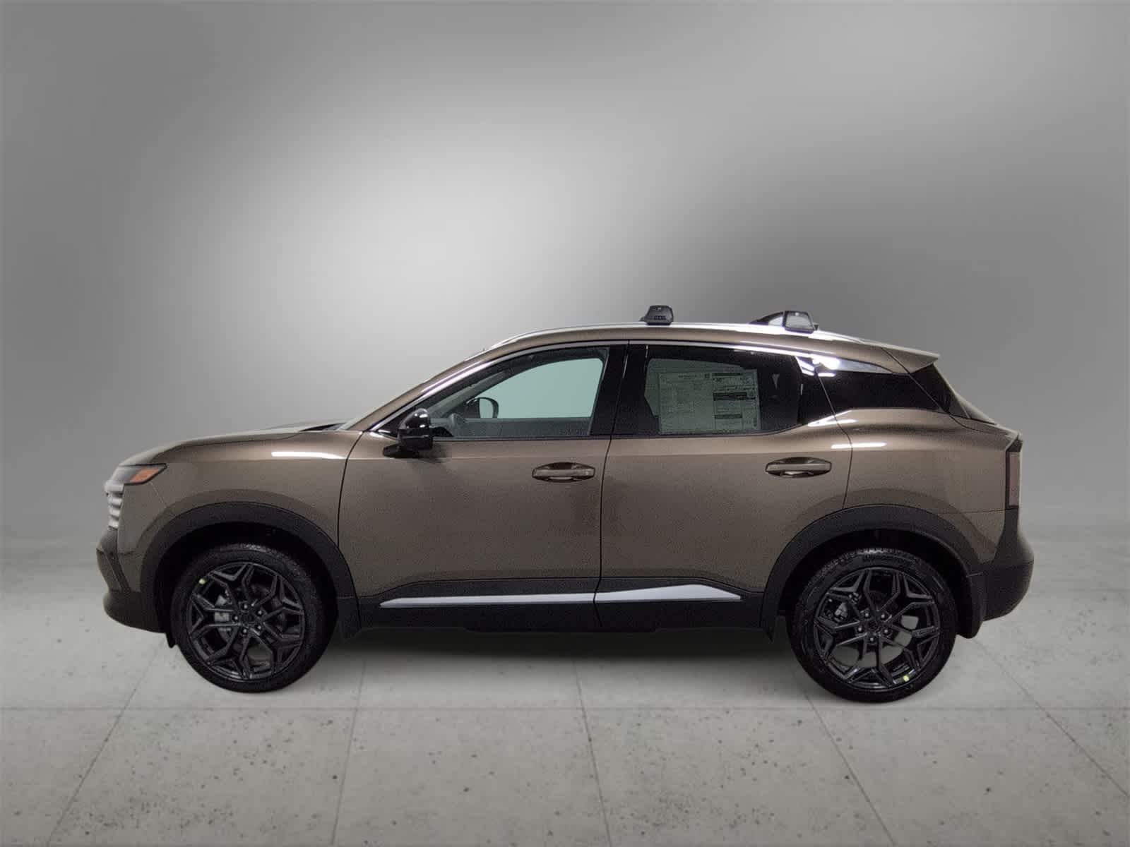 Thumbnail: 2026 Nissan Kicks - 5