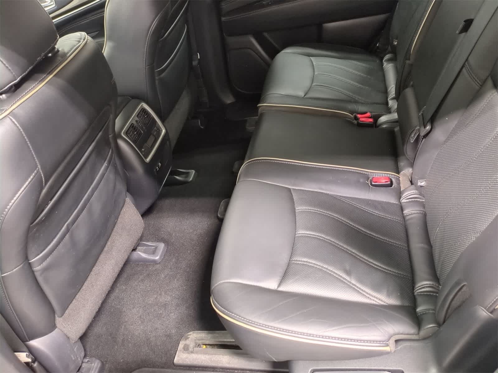 Thumbnail: 2020 INFINITI QX60 - 21