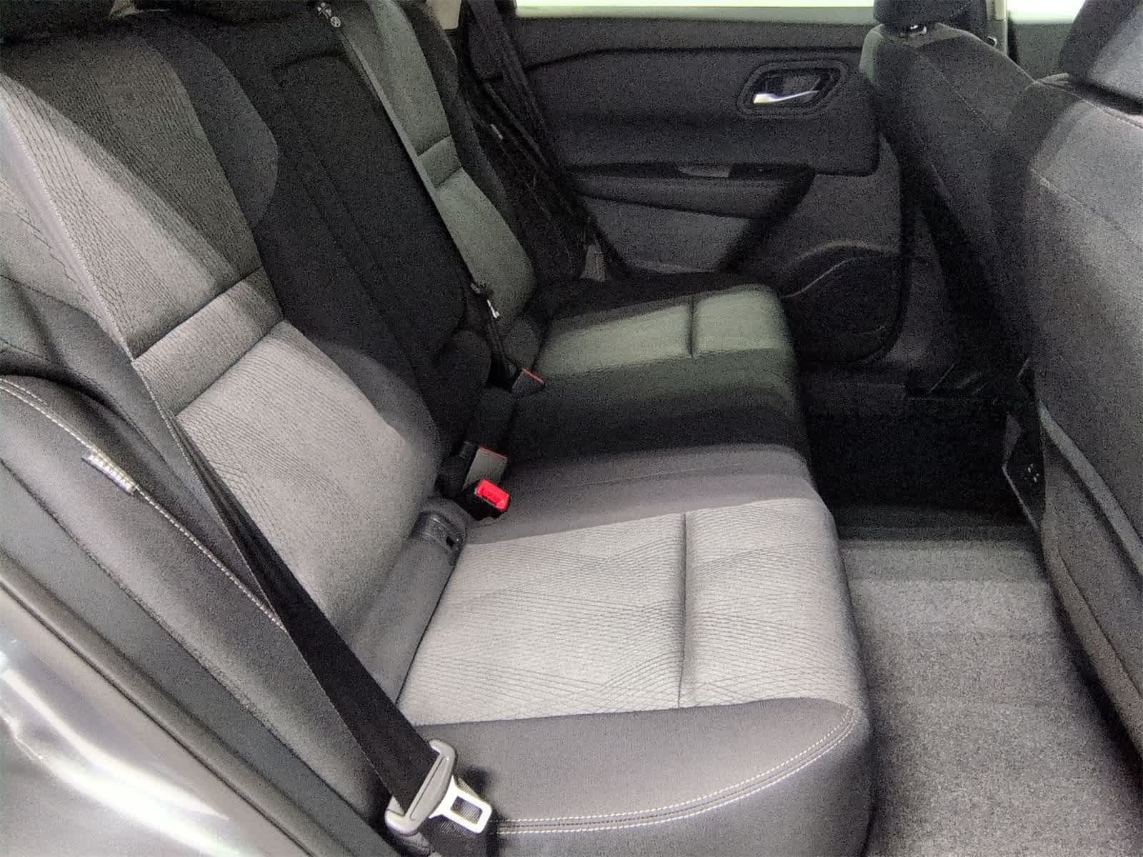 Thumbnail: 2026 Nissan Rogue - 21