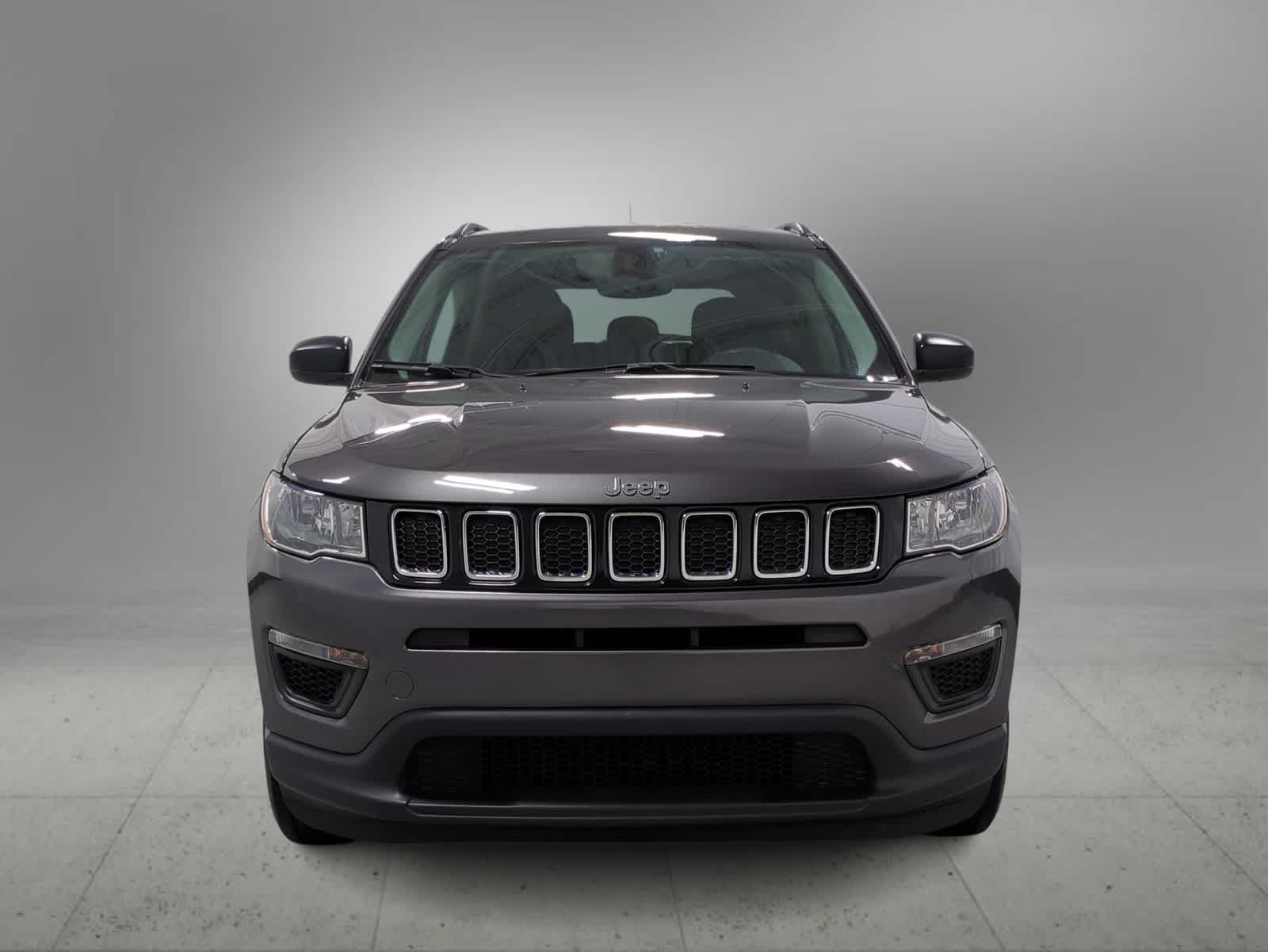 Thumbnail: 2018 Jeep Compass - 3