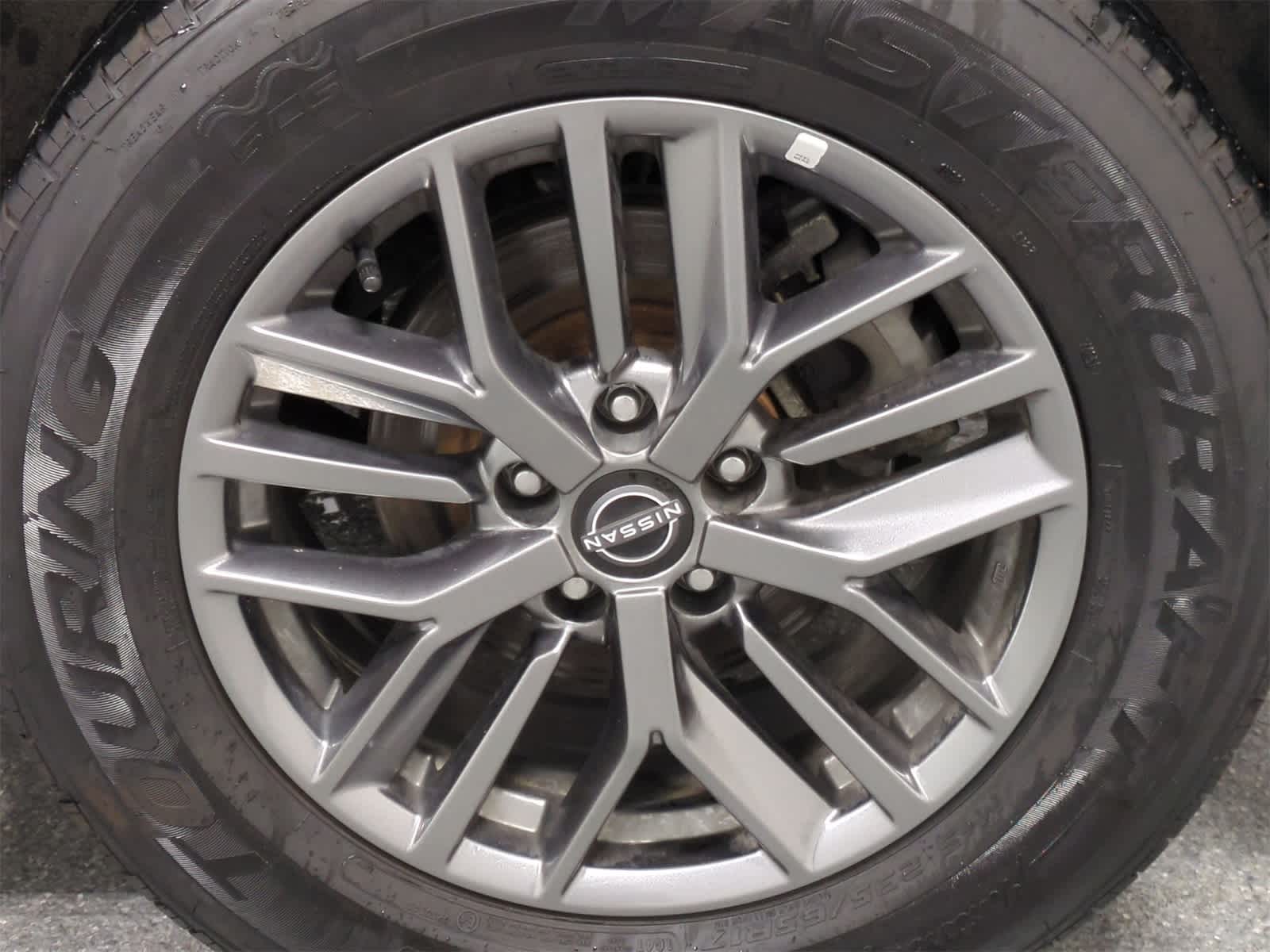 Thumbnail: 2022 Nissan Rogue - 14