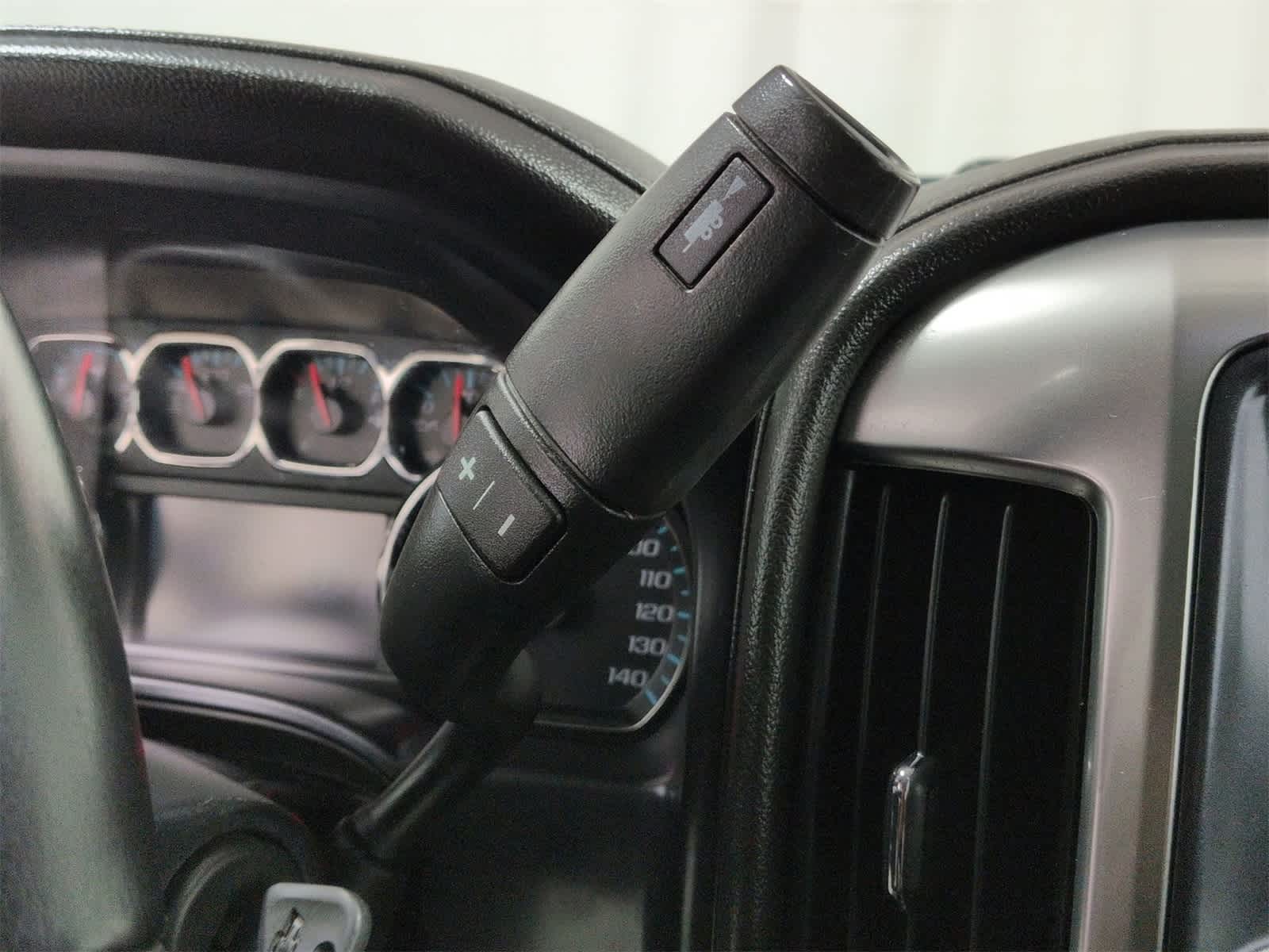 Thumbnail: 2017 Chevrolet Silverado 1500 - 32