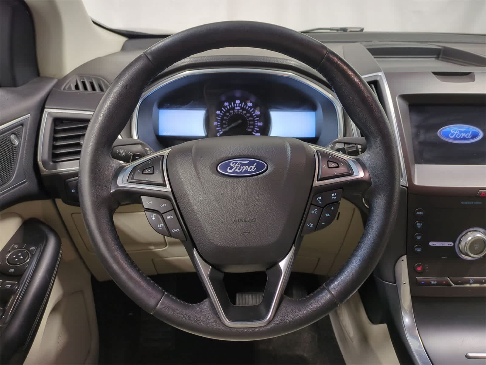 Thumbnail: 2020 Ford Edge - 23