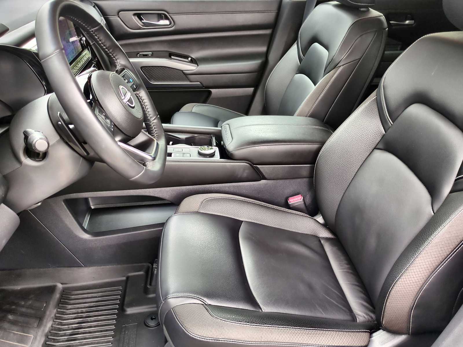 Thumbnail: 2024 Nissan Pathfinder - 16