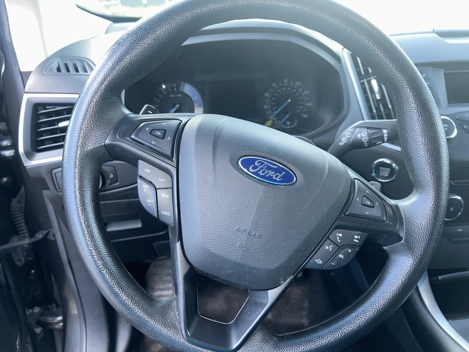 Thumbnail: 2016 Ford Edge - 8