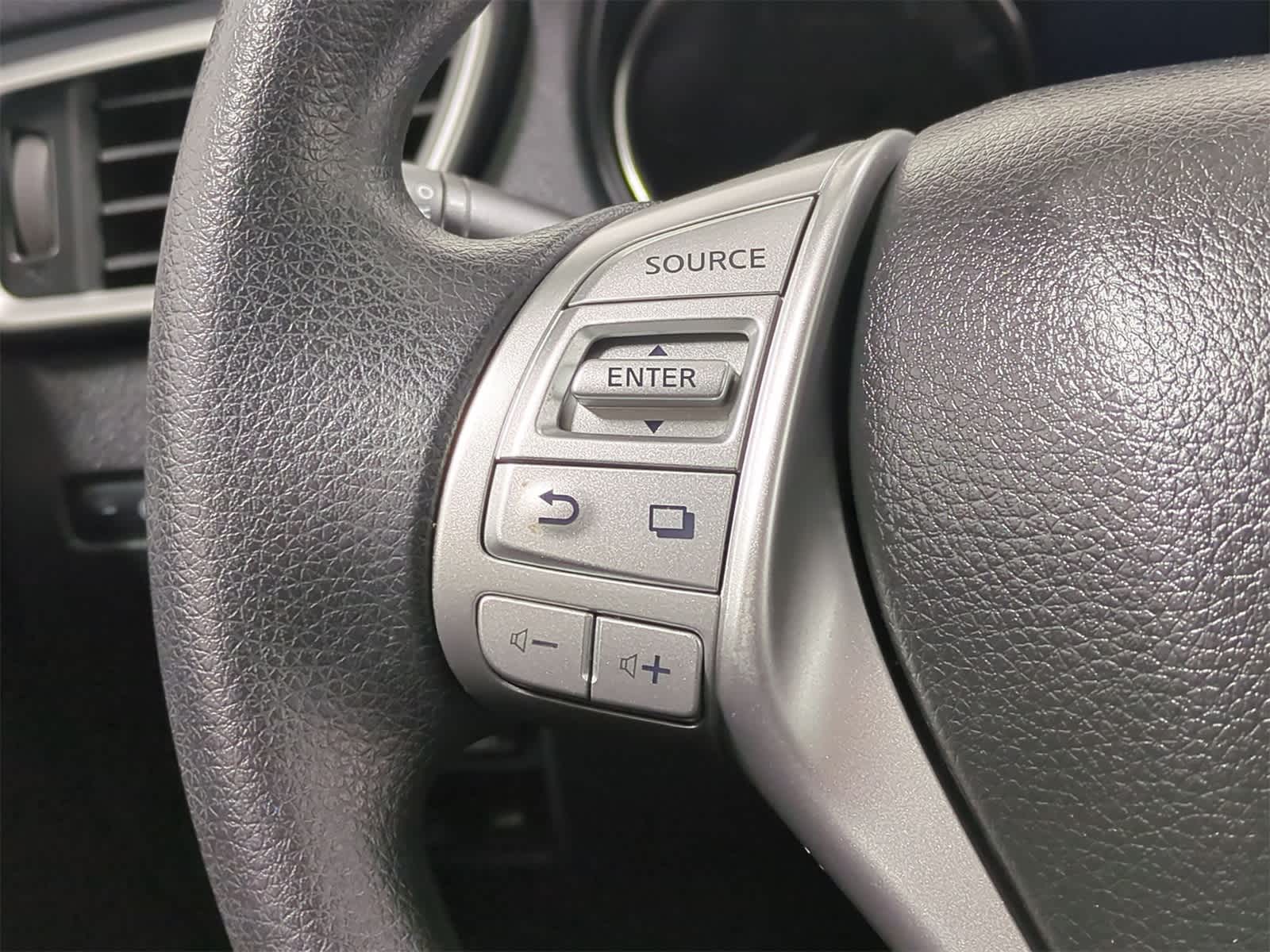 Thumbnail: 2016 Nissan Rogue - 24