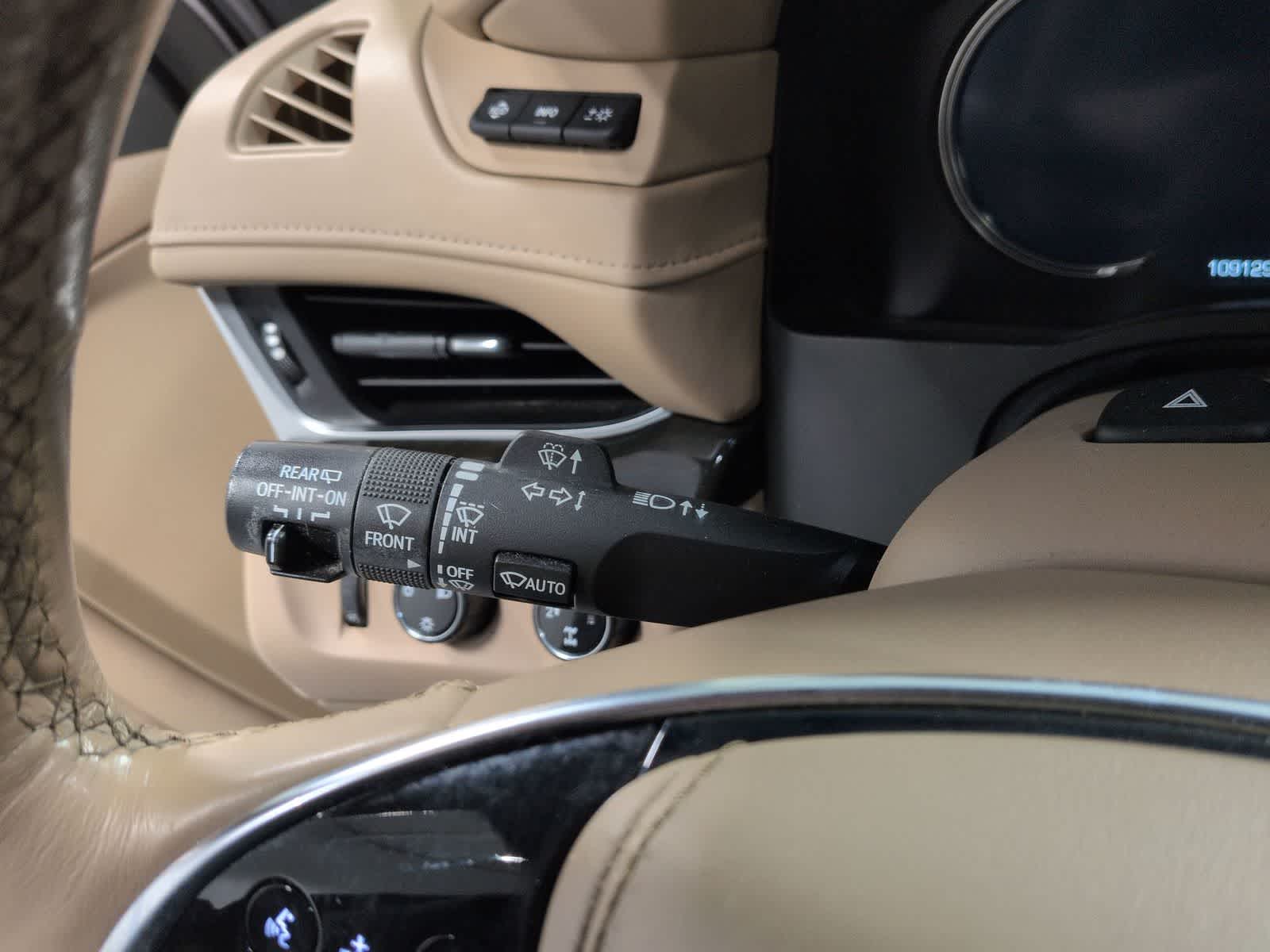 Thumbnail: 2019 Cadillac Escalade - 34