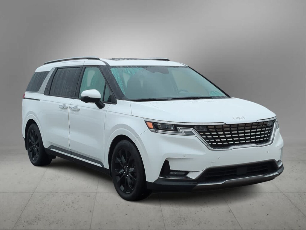 Used 2023 Kia Carnival SX Prestige MPV