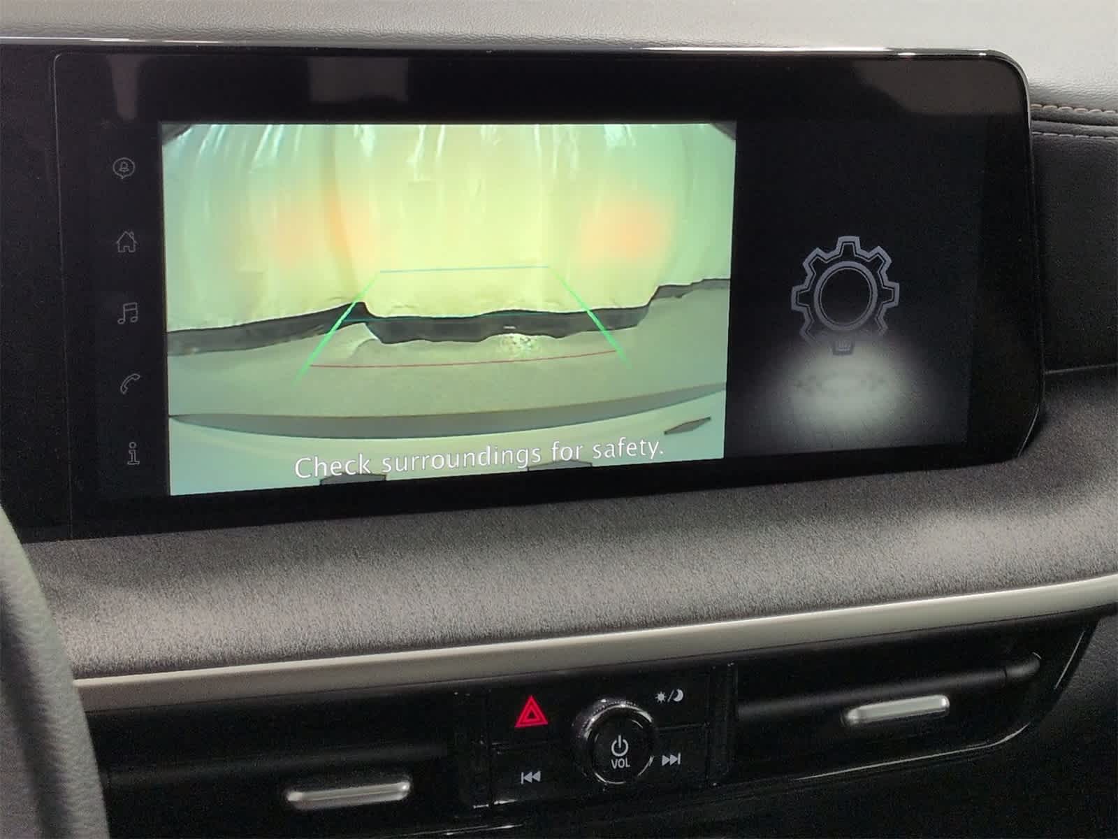 Thumbnail: 2025 Nissan Kicks - 29