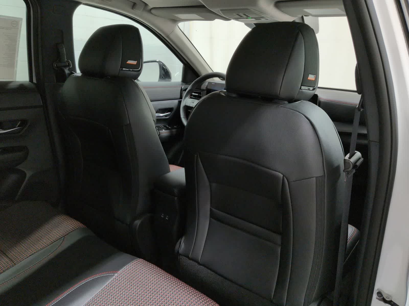 Thumbnail: 2026 Nissan Kicks - 19