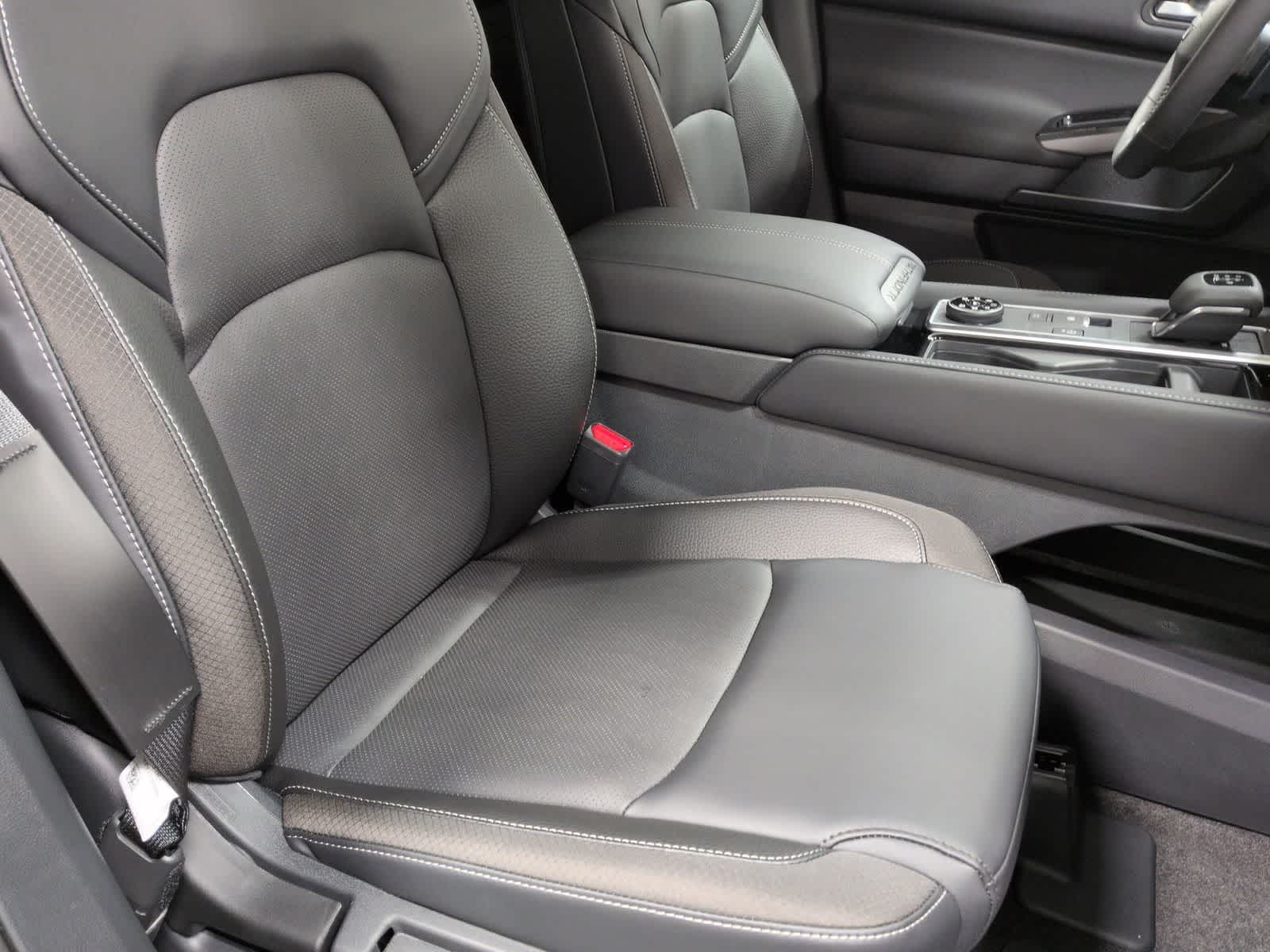 Thumbnail: 2026 Nissan Pathfinder - 20