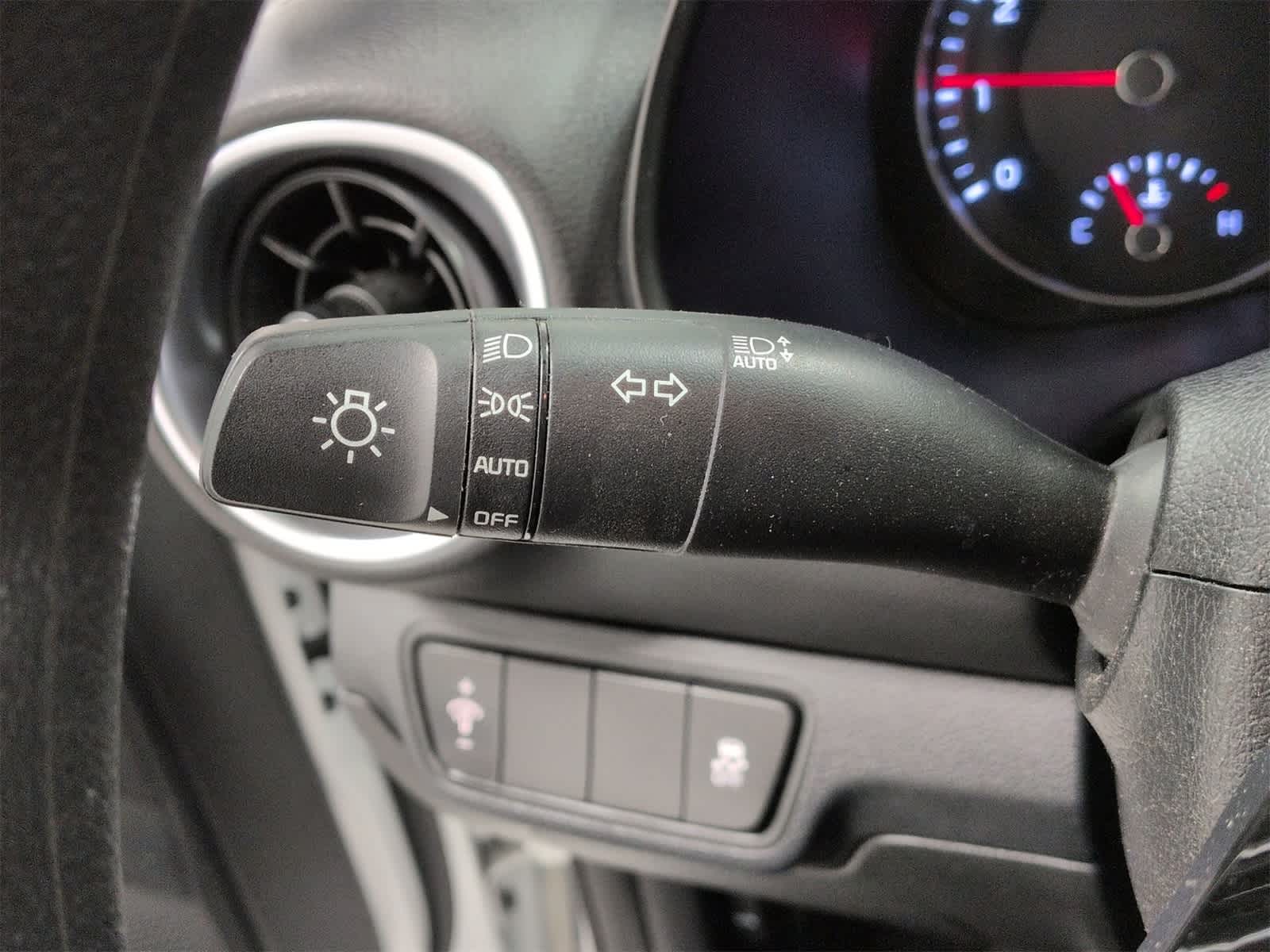 Thumbnail: 2023 Kia Forte - 27