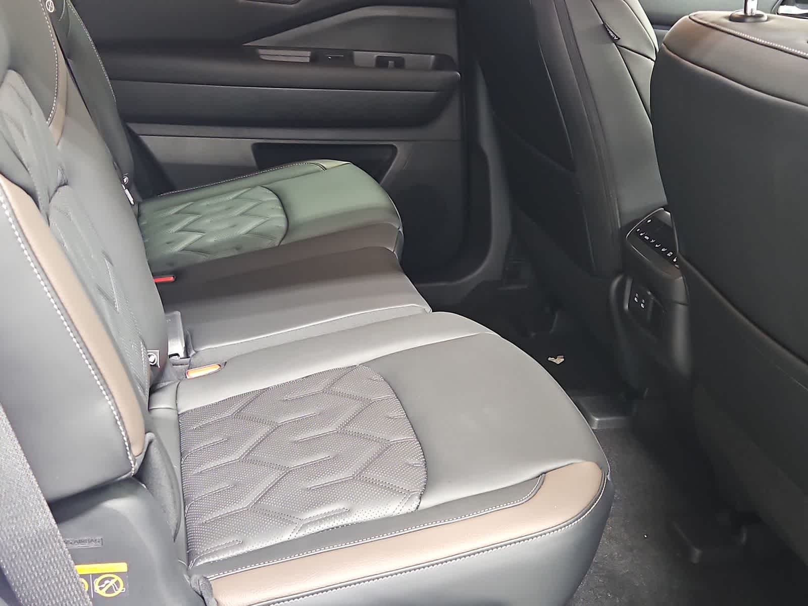 Thumbnail: 2026 Nissan Pathfinder - 20